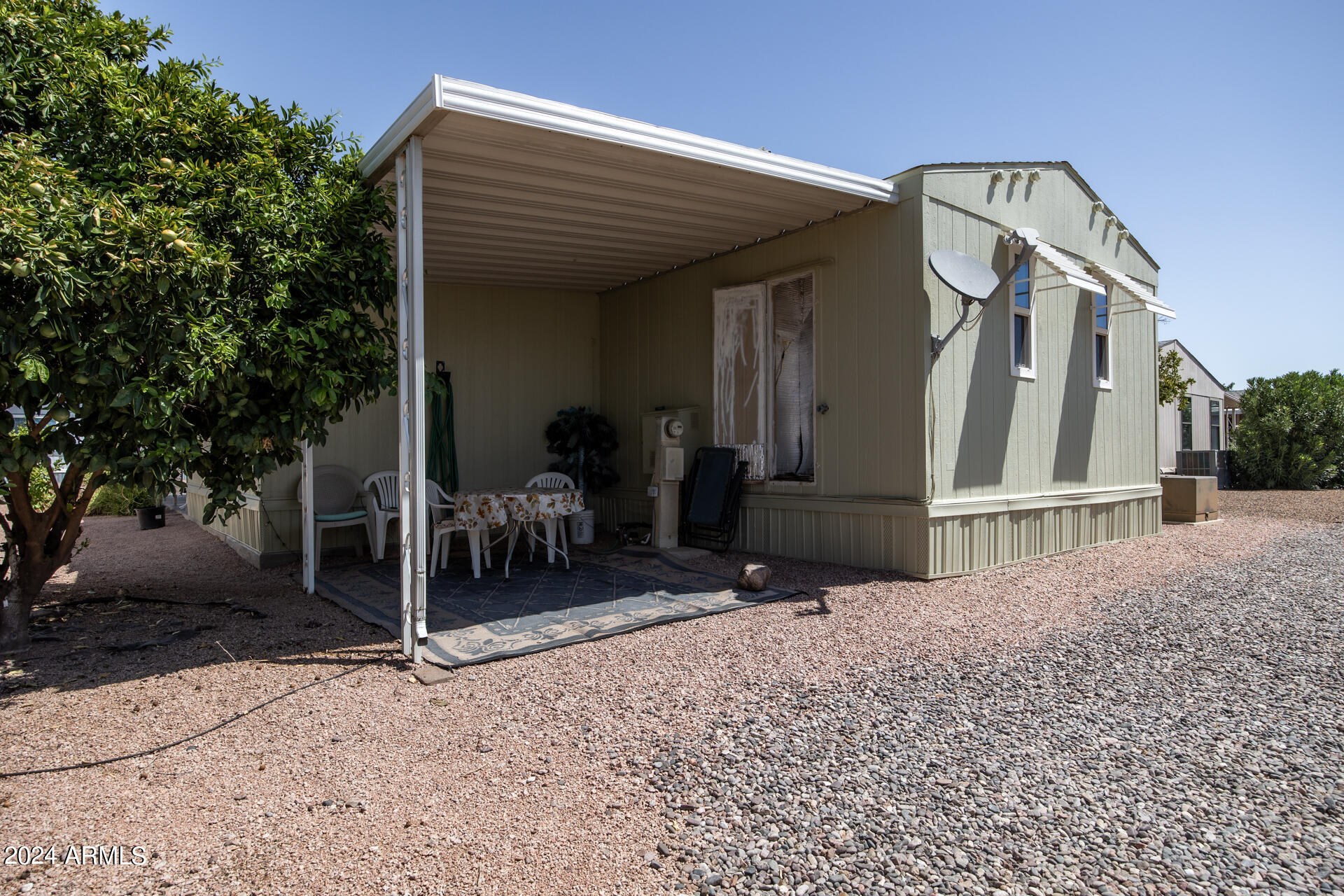 Photo 29 of 39 of 450 W SUNWEST Drive 114 mobile home