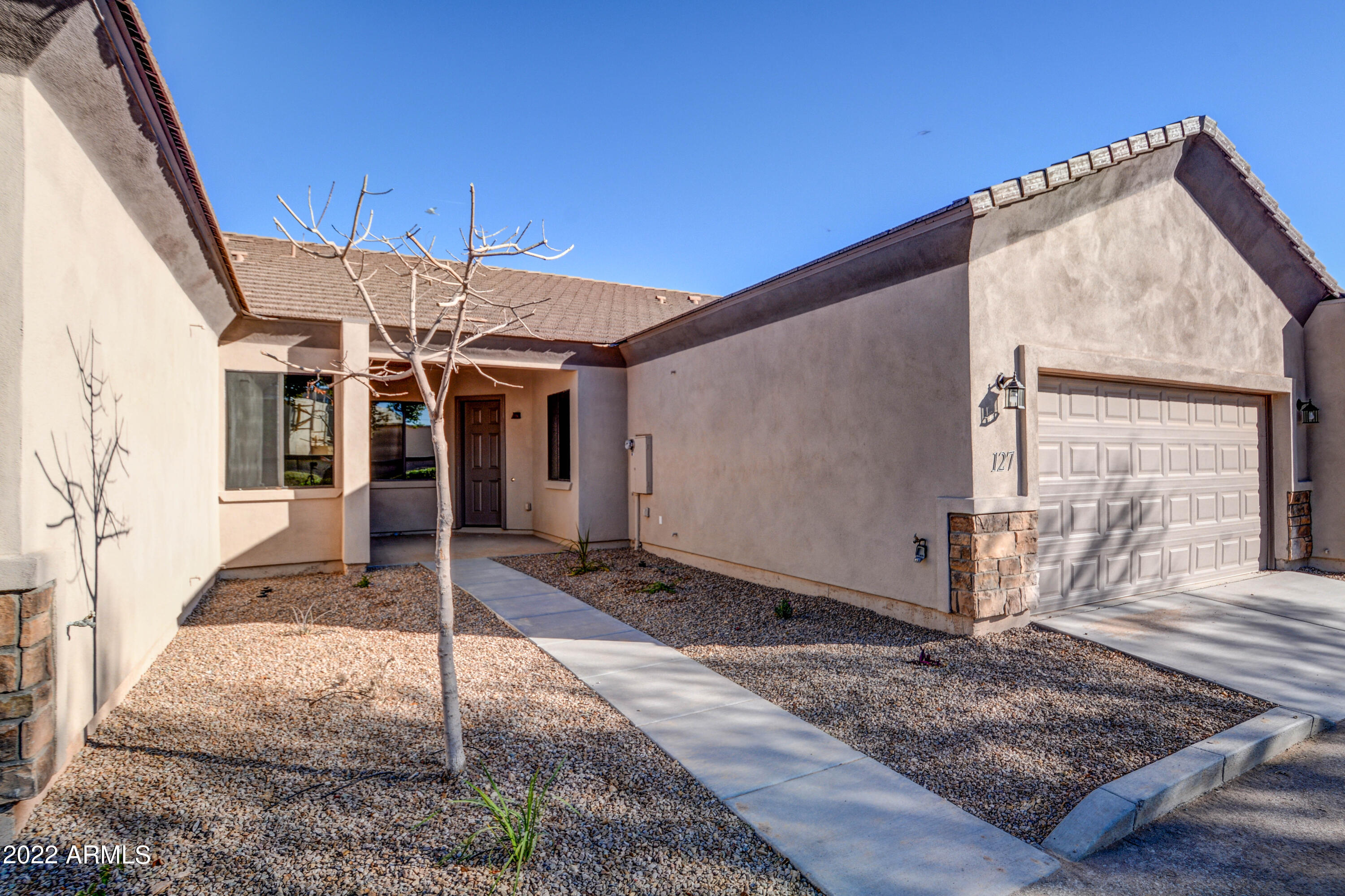 Photo 3 of 28 of 846 N PUEBLO Drive 134 townhome