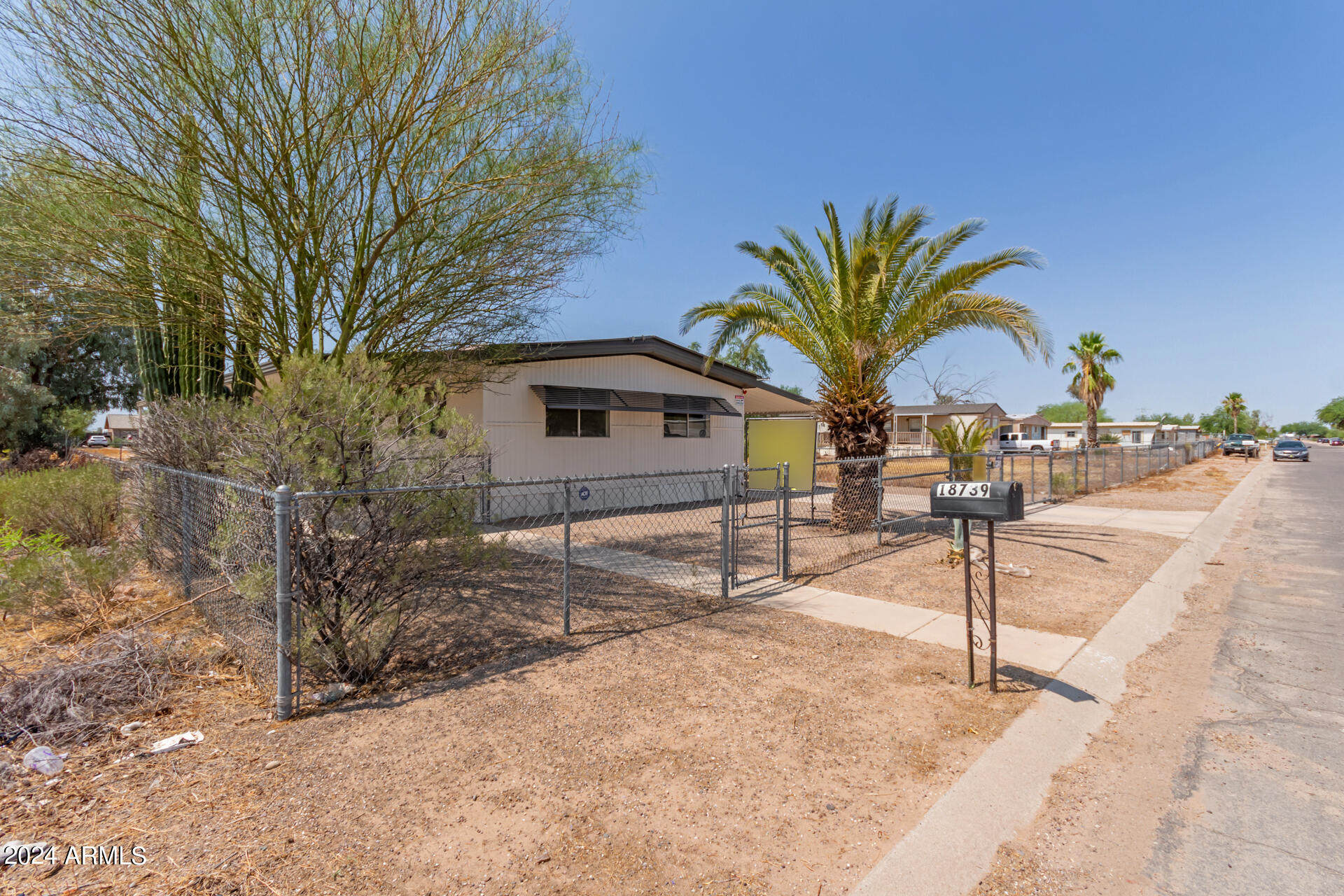 Photo 3 of 26 of 18739 W PALM Avenue mobile home