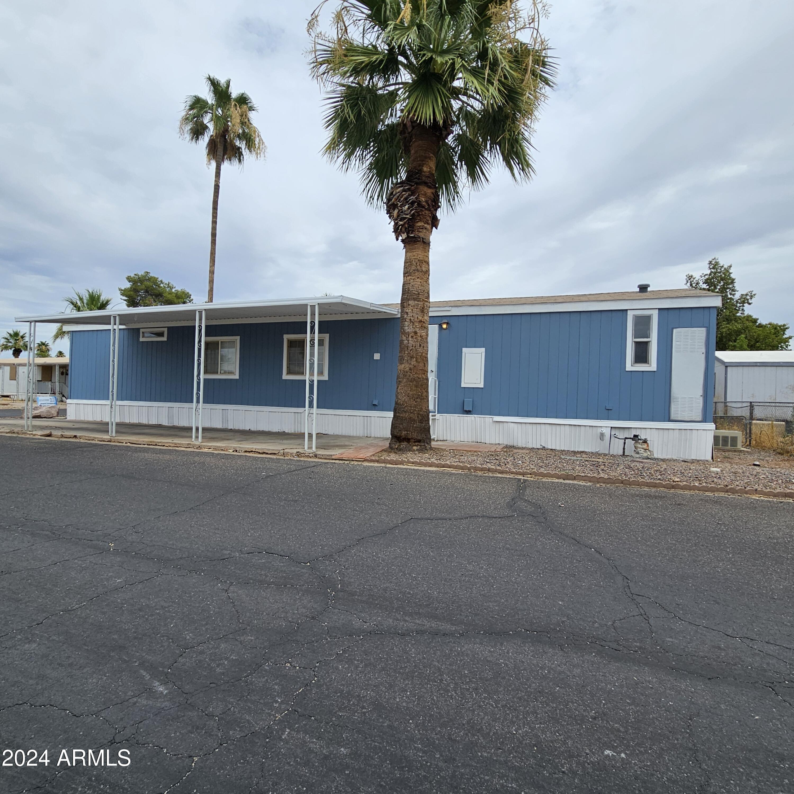 Photo 1 of 1 of 501 E RAY Road 191 mobile home