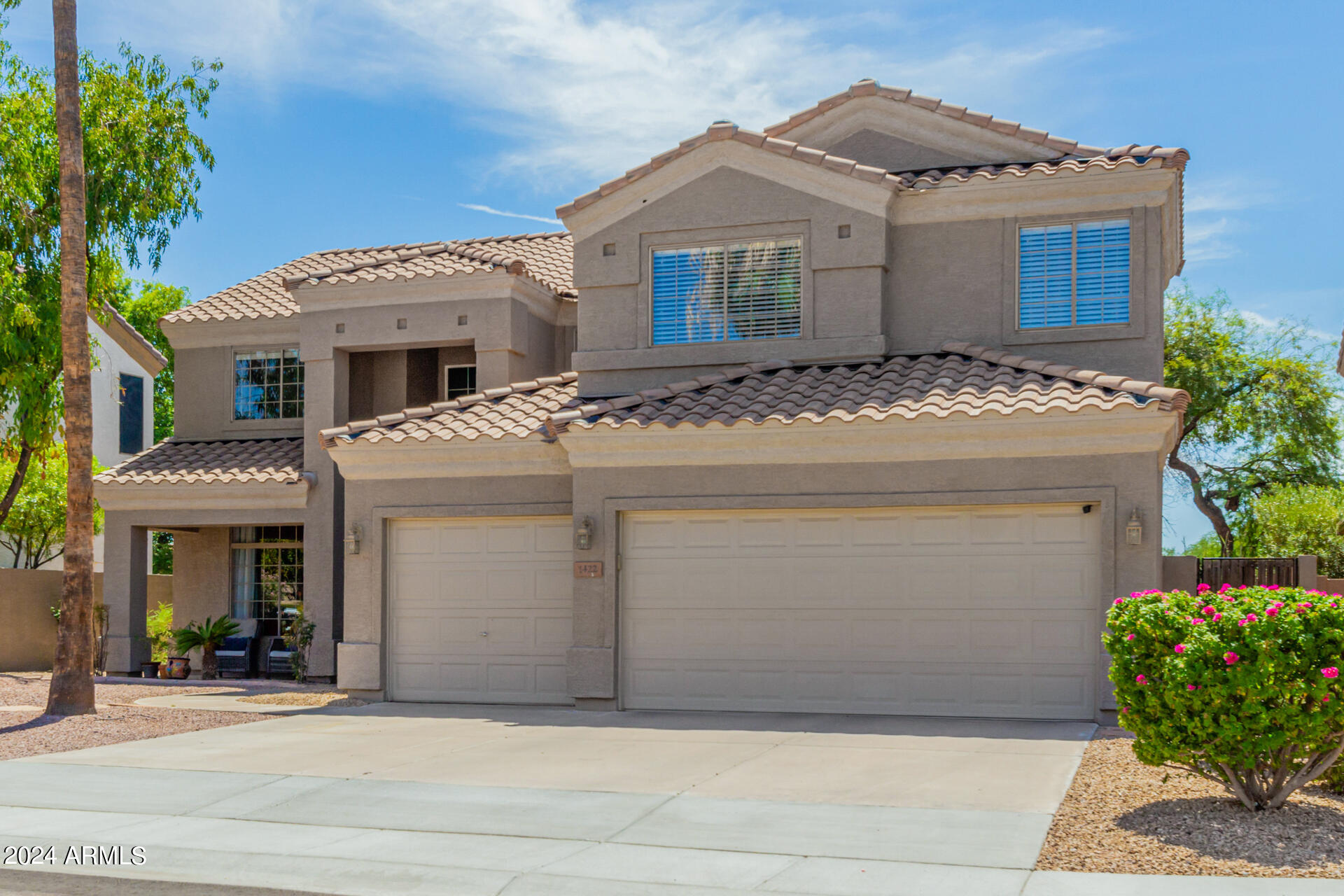 Photo 5 of 64 of 1422 S APACHE Drive house