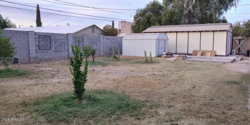 Photo 6 of 25 of 734 W PIMA Avenue house