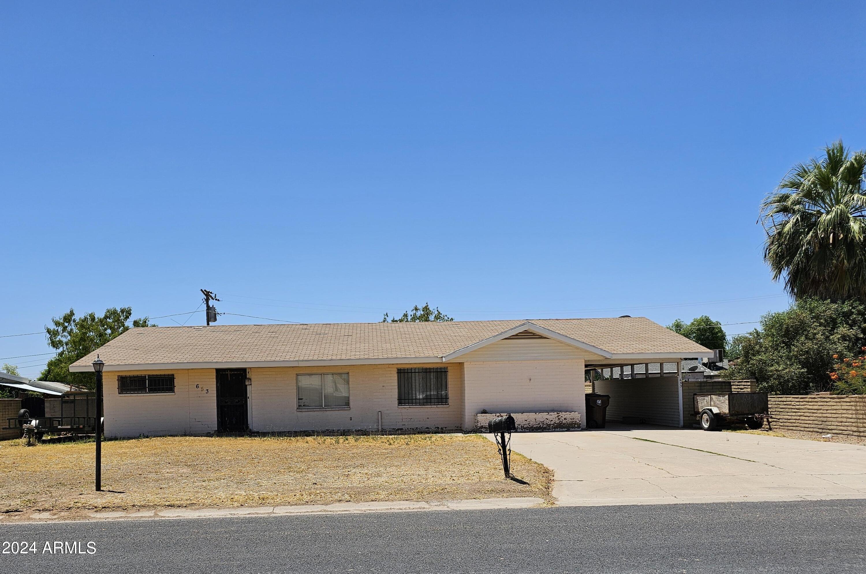 Photo 1 of 1 of 653 W WILSON Avenue house