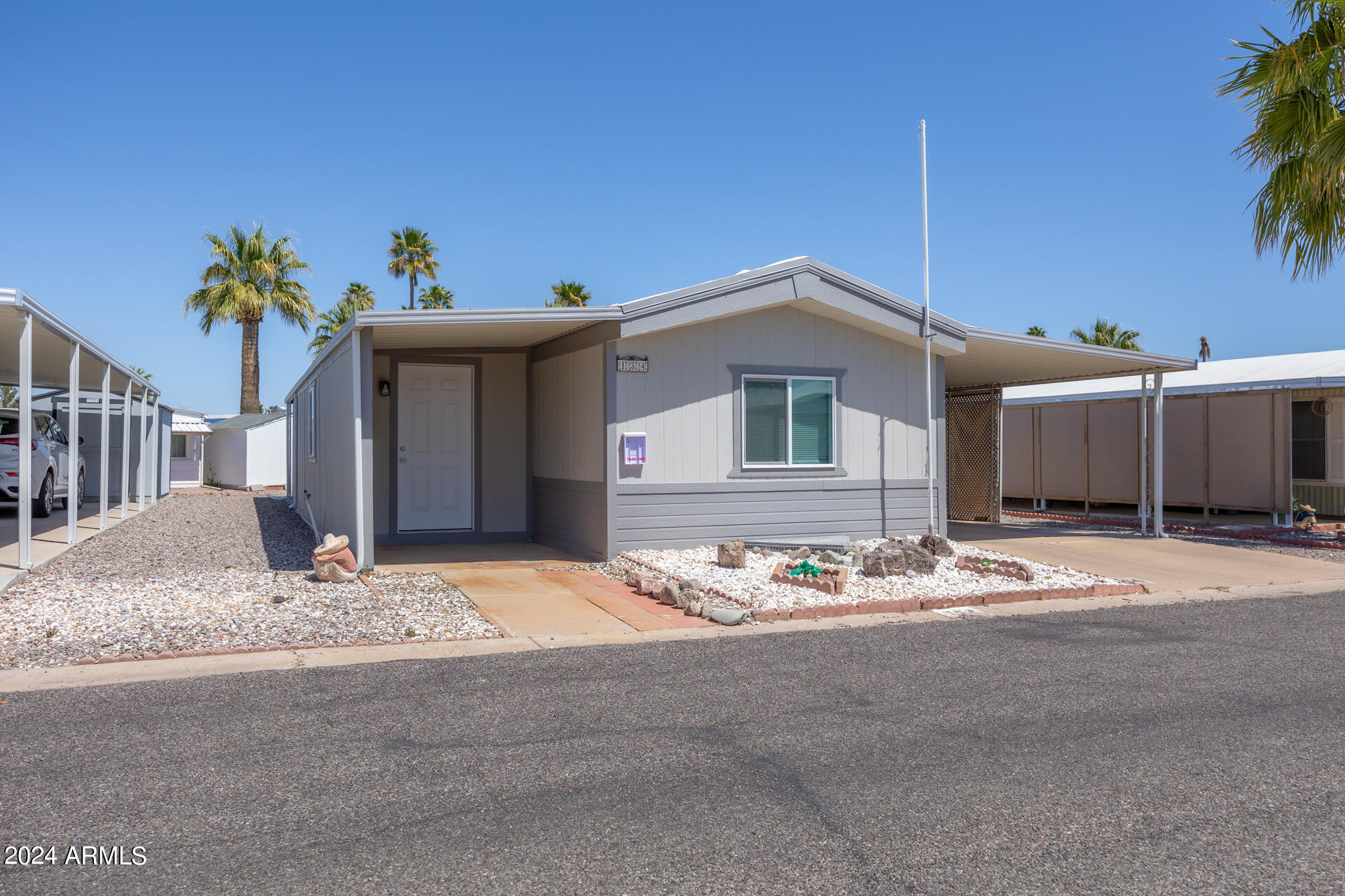 Photo 2 of 33 of 1925 S ARIZONA Boulevard 134 mobile home