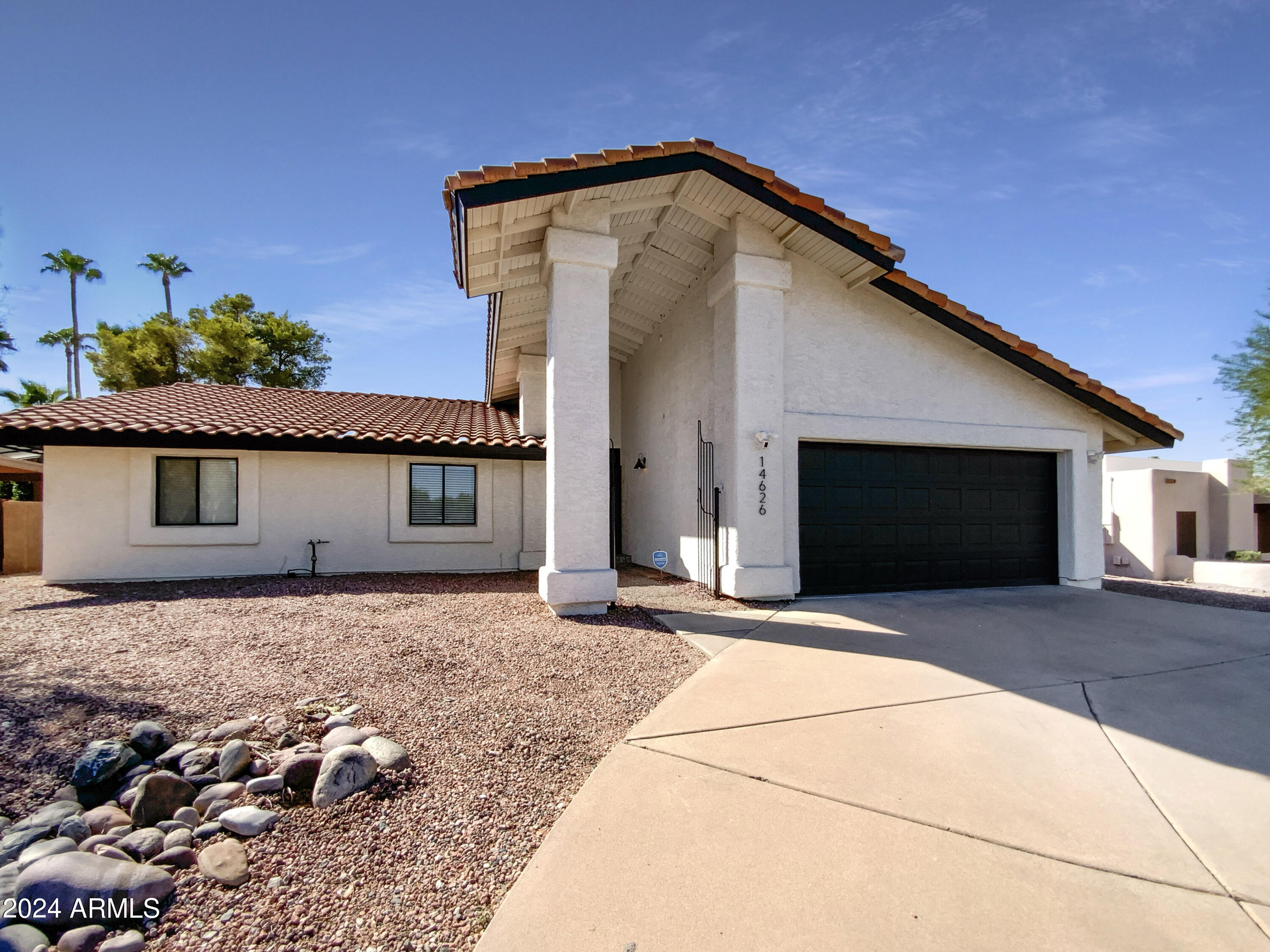 Photo 1 of 19 of 14626 N FOUNTAIN HILLS Boulevard house