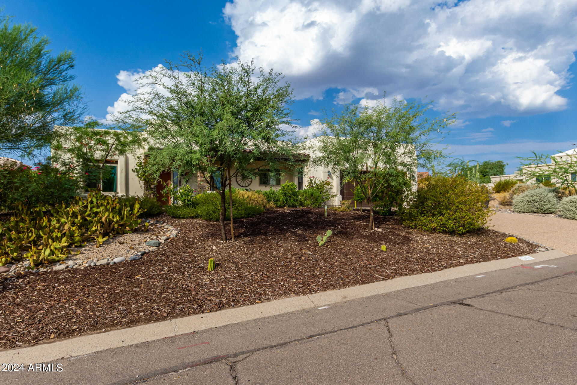 Photo 5 of 40 of 16431 E DESERT SAGE Drive house