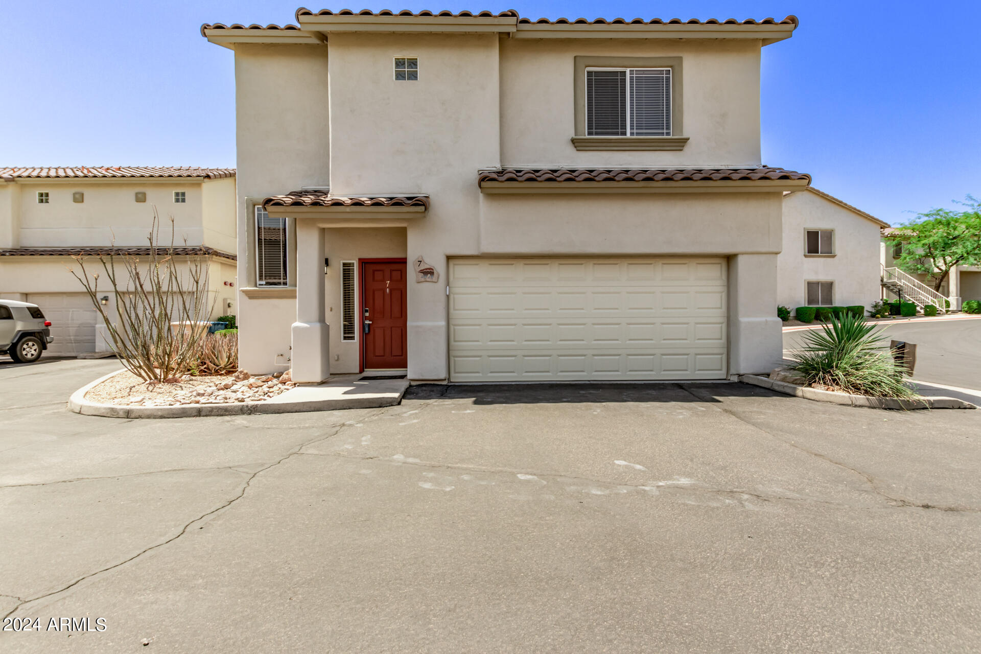 Photo 7 of 28 of 9750 N MONTEREY Drive 7 townhome