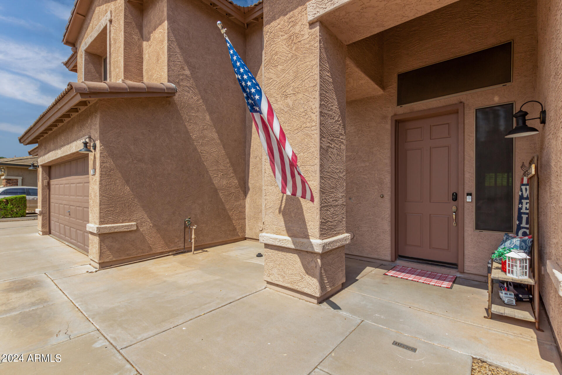 Photo 5 of 46 of 2124 S STUART Avenue house