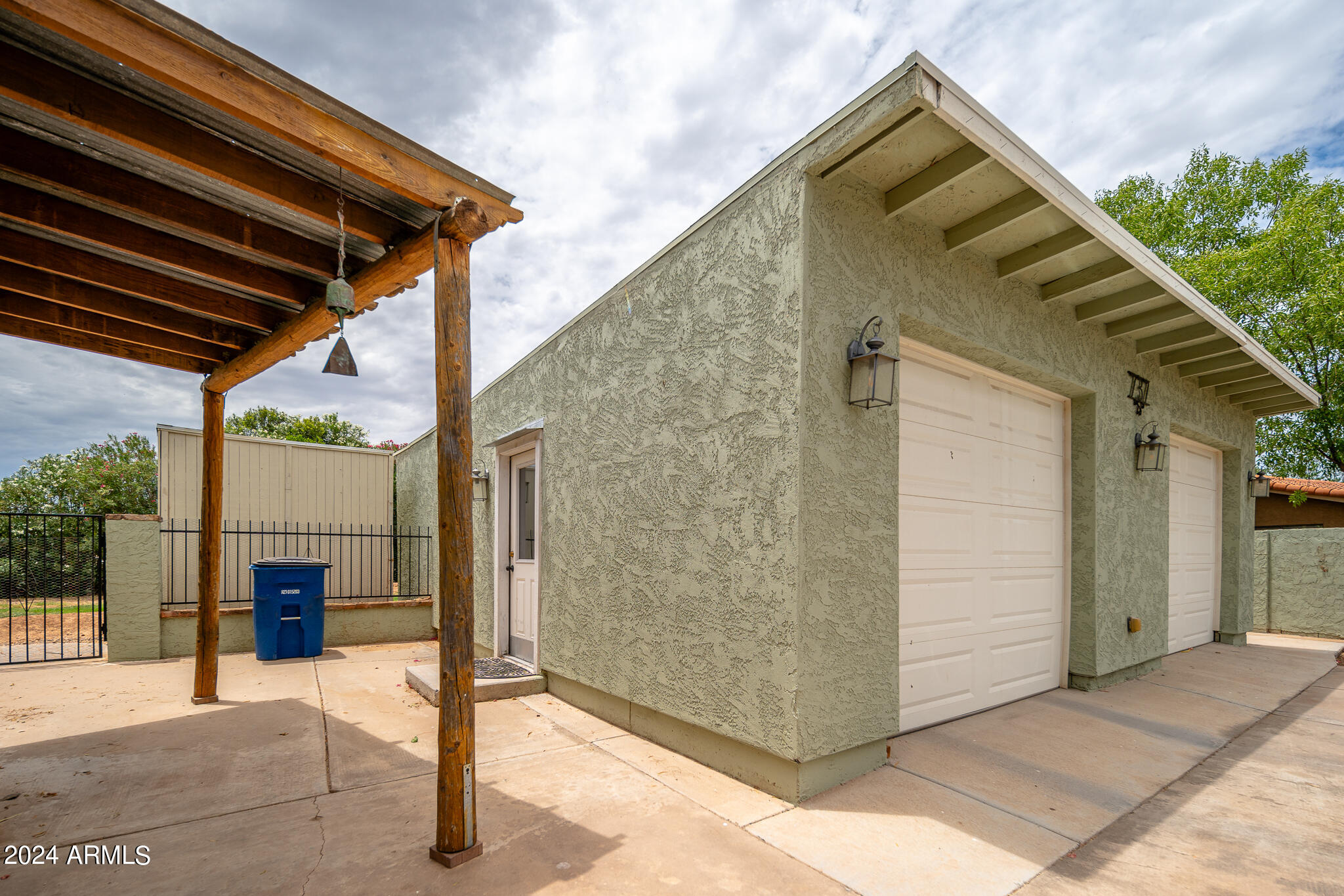 Photo 5 of 56 of 737 S OCOTILLO Lane house