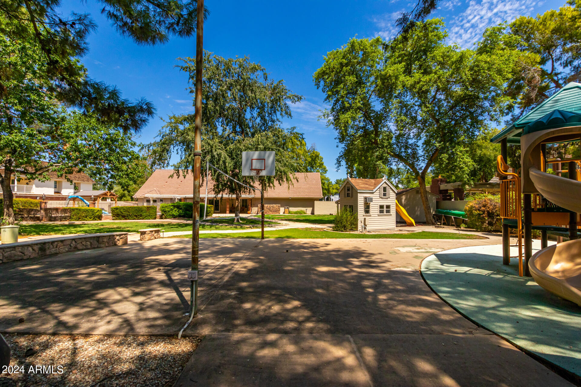 Photo 55 of 59 of 701 E ENCINAS Avenue house