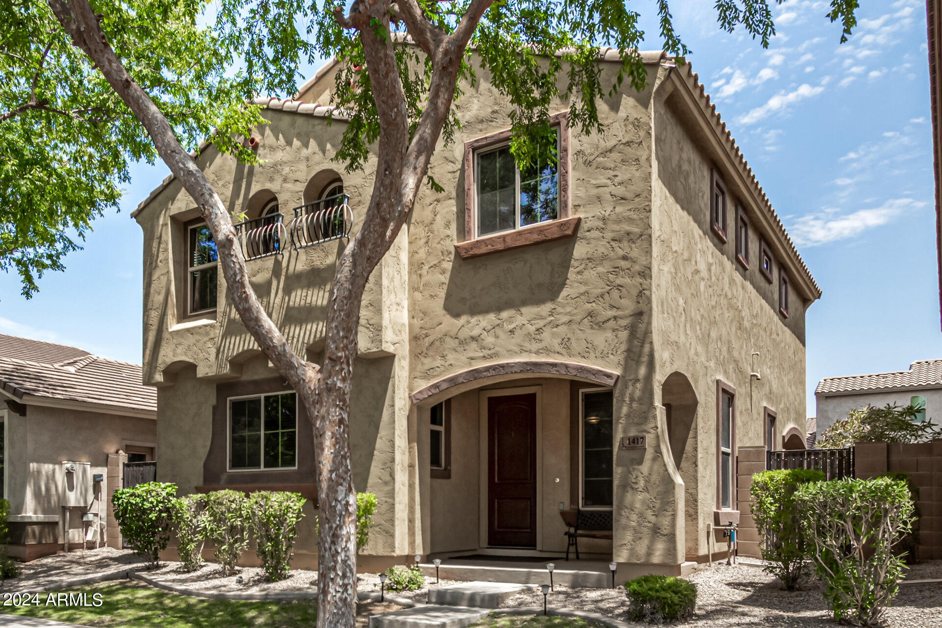 Photo 4 of 52 of 1417 S CHAPARRAL Boulevard house