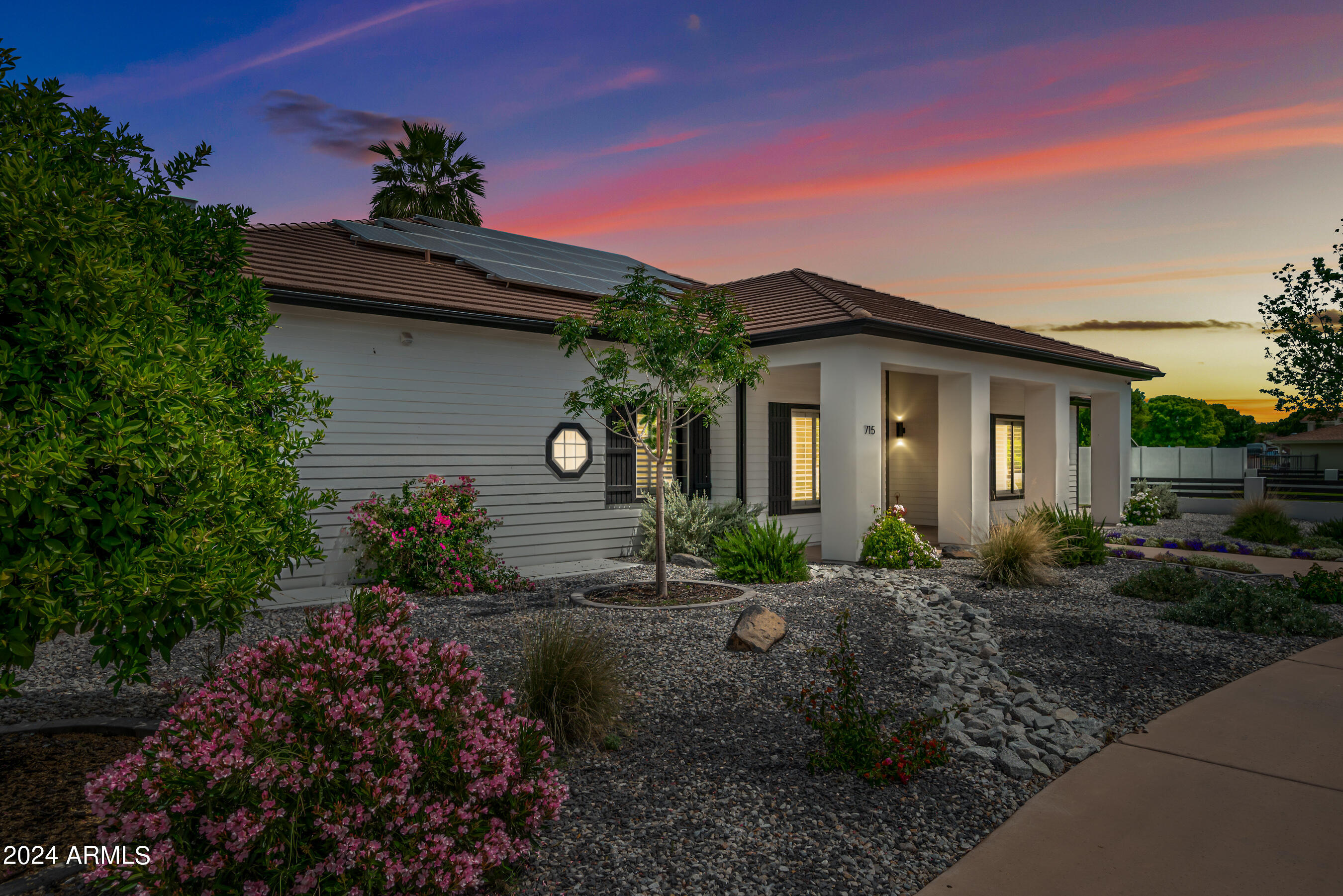 Photo 4 of 163 of 715 S CACTUS WREN Street house