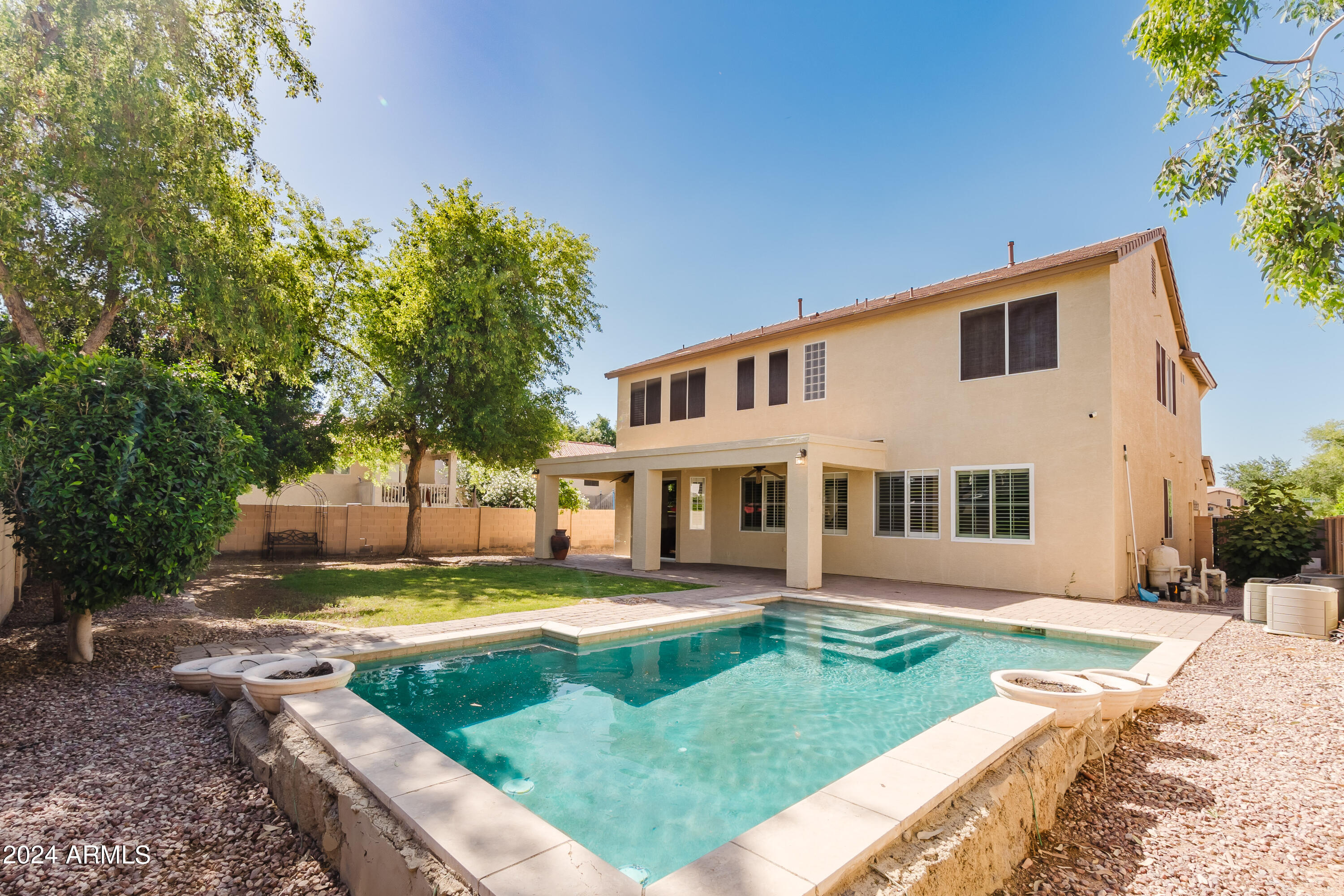 Photo 2 of 23 of 1195 W LAREDO Avenue house