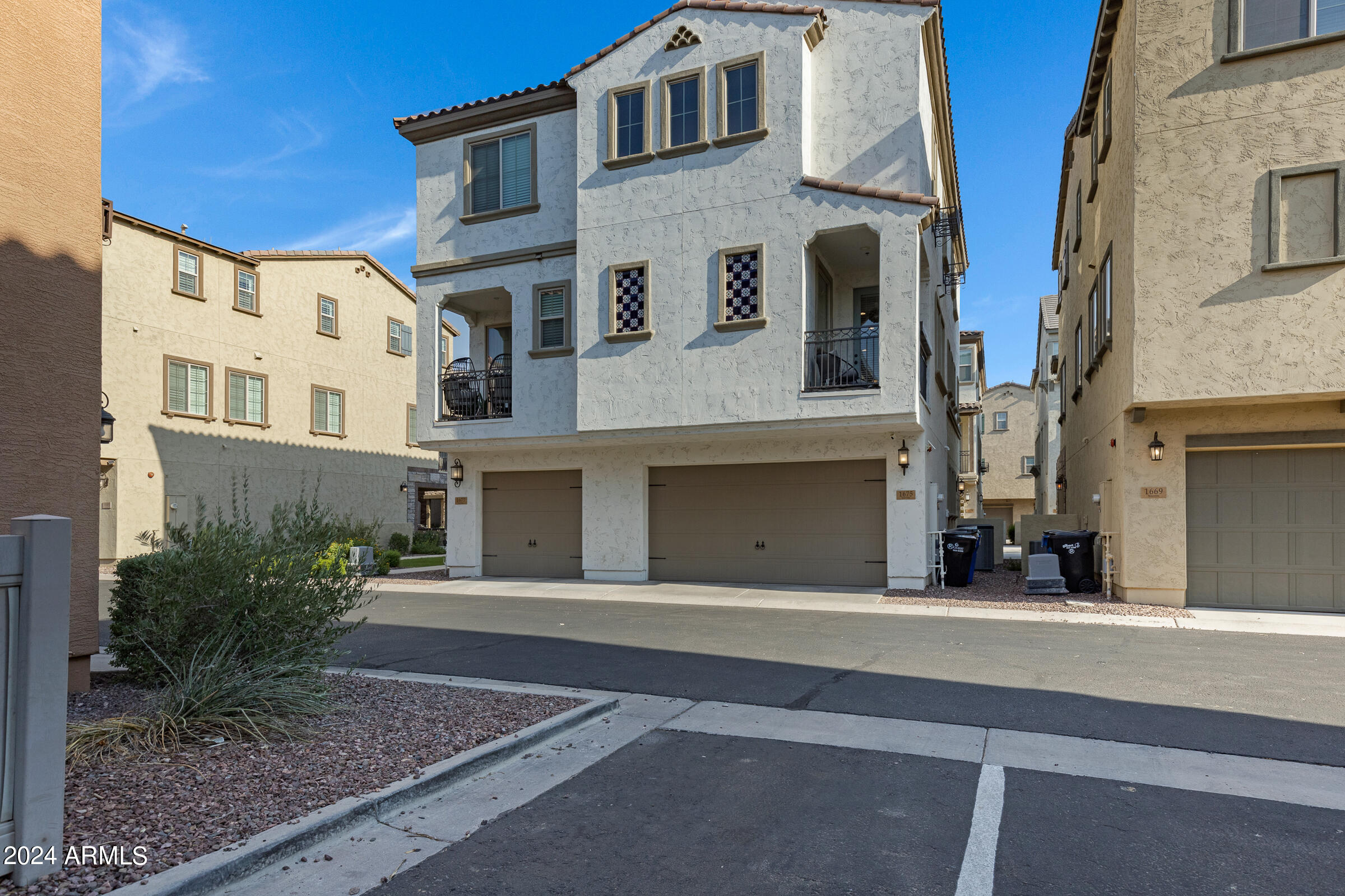 Photo 34 of 59 of 1675 E BRIDGEPORT Parkway townhome