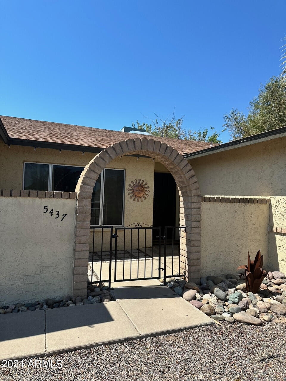 Photo 9 of 29 of 5437 W CHOLLA Street house