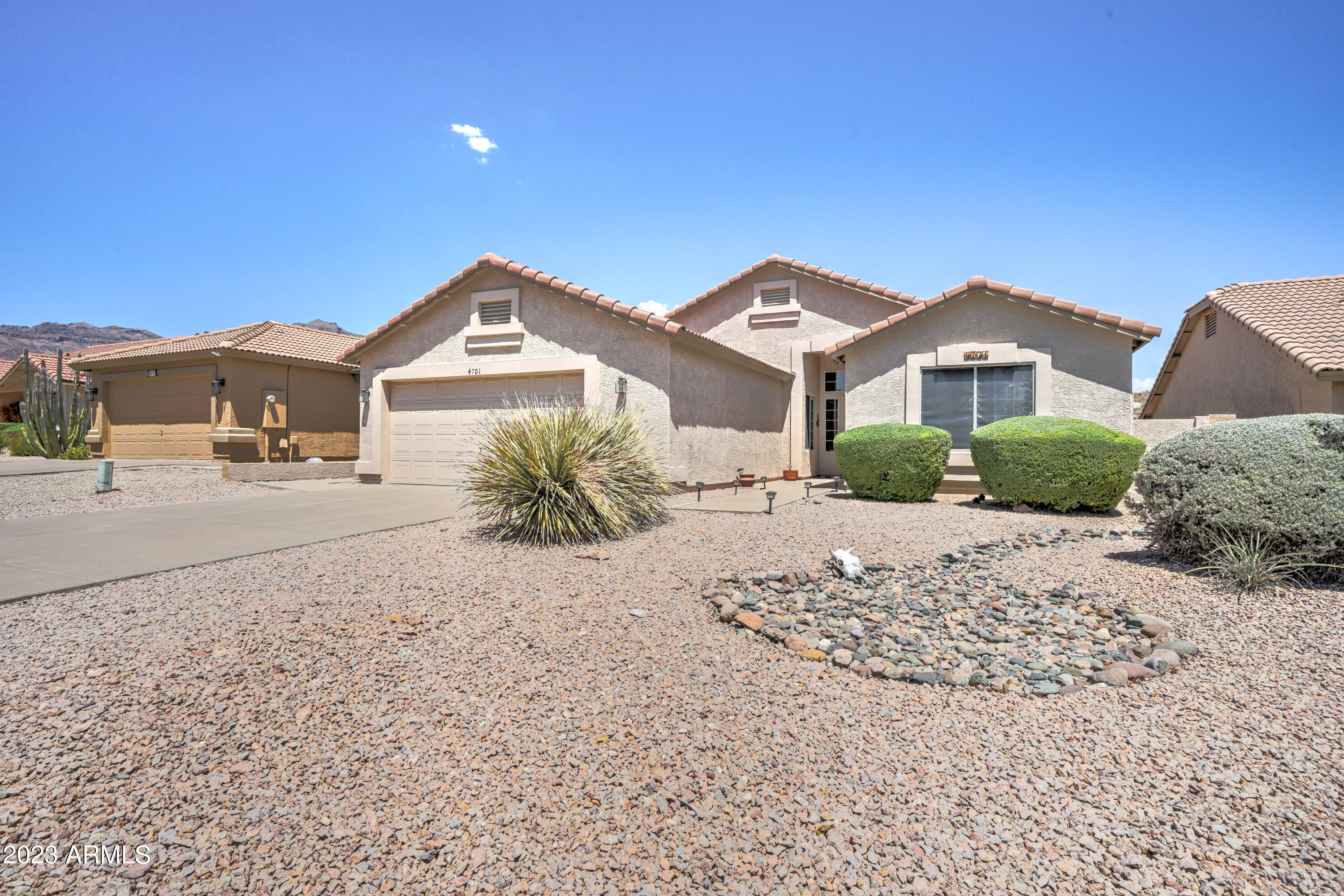 Photo 5 of 40 of 4701 S DESERT DAWN Drive house