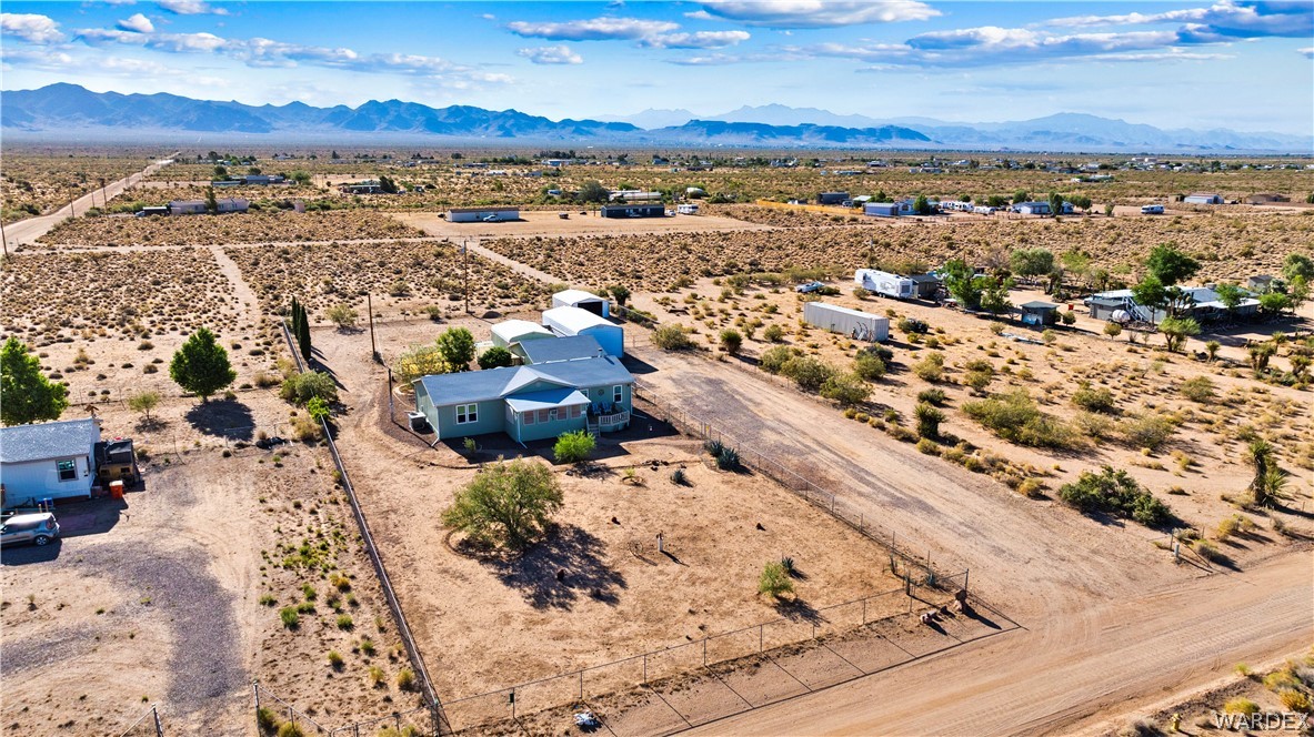 Photo 2 of 85 of 4982 N Parker Road mobile home