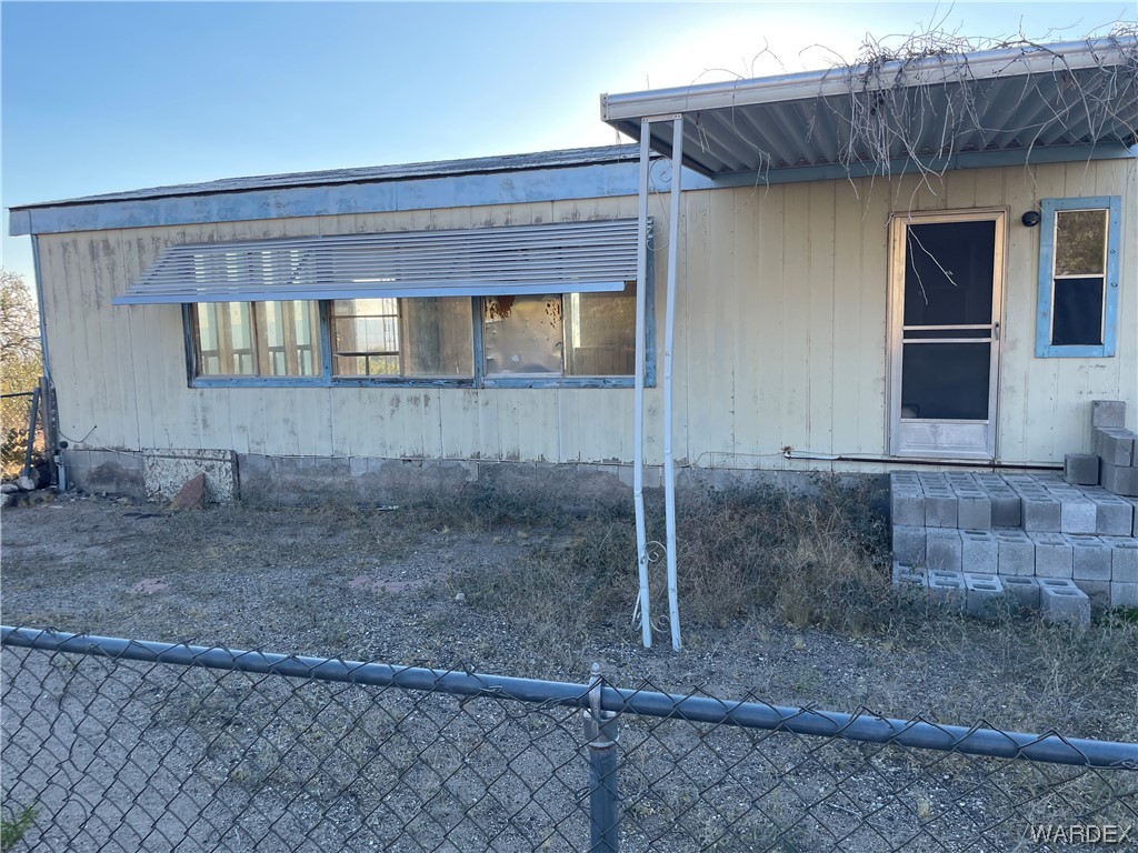 Photo 9 of 34 of 678 S Bowie Road mobile home