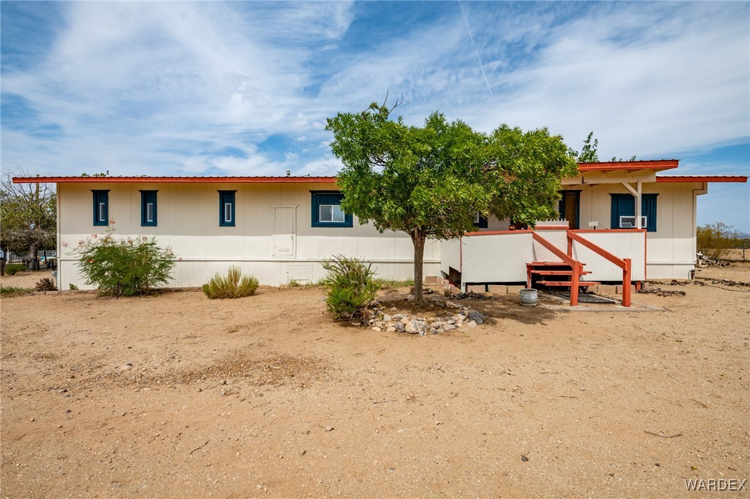 Photo 4 of 30 of 3603 N Arivaca Road mobile home