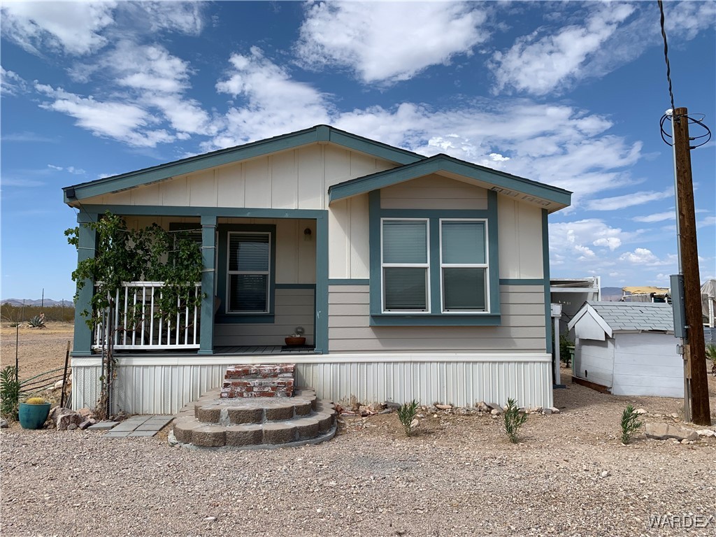 Photo 4 of 29 of 1394 S Canelo Road mobile home