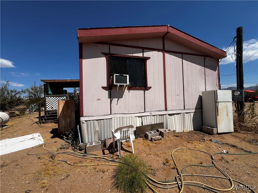 Photo 2 of 25 of 3694 N Colorado Road mobile home