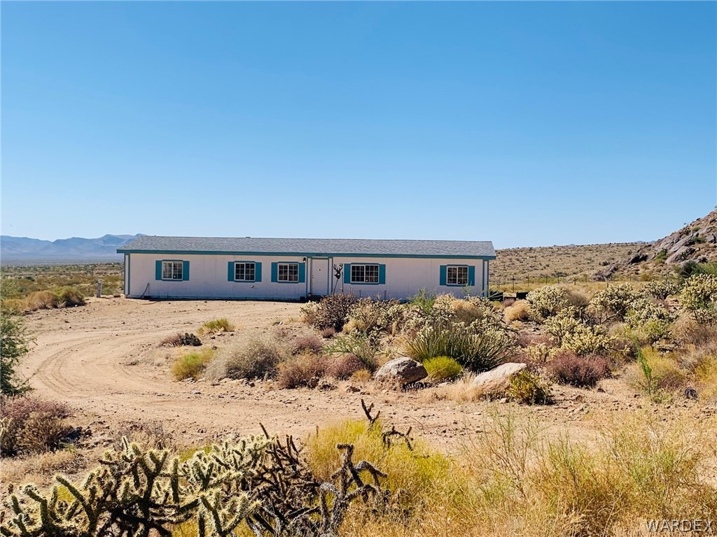 Photo 1 of 3 of 4745 N Smoketree mobile home