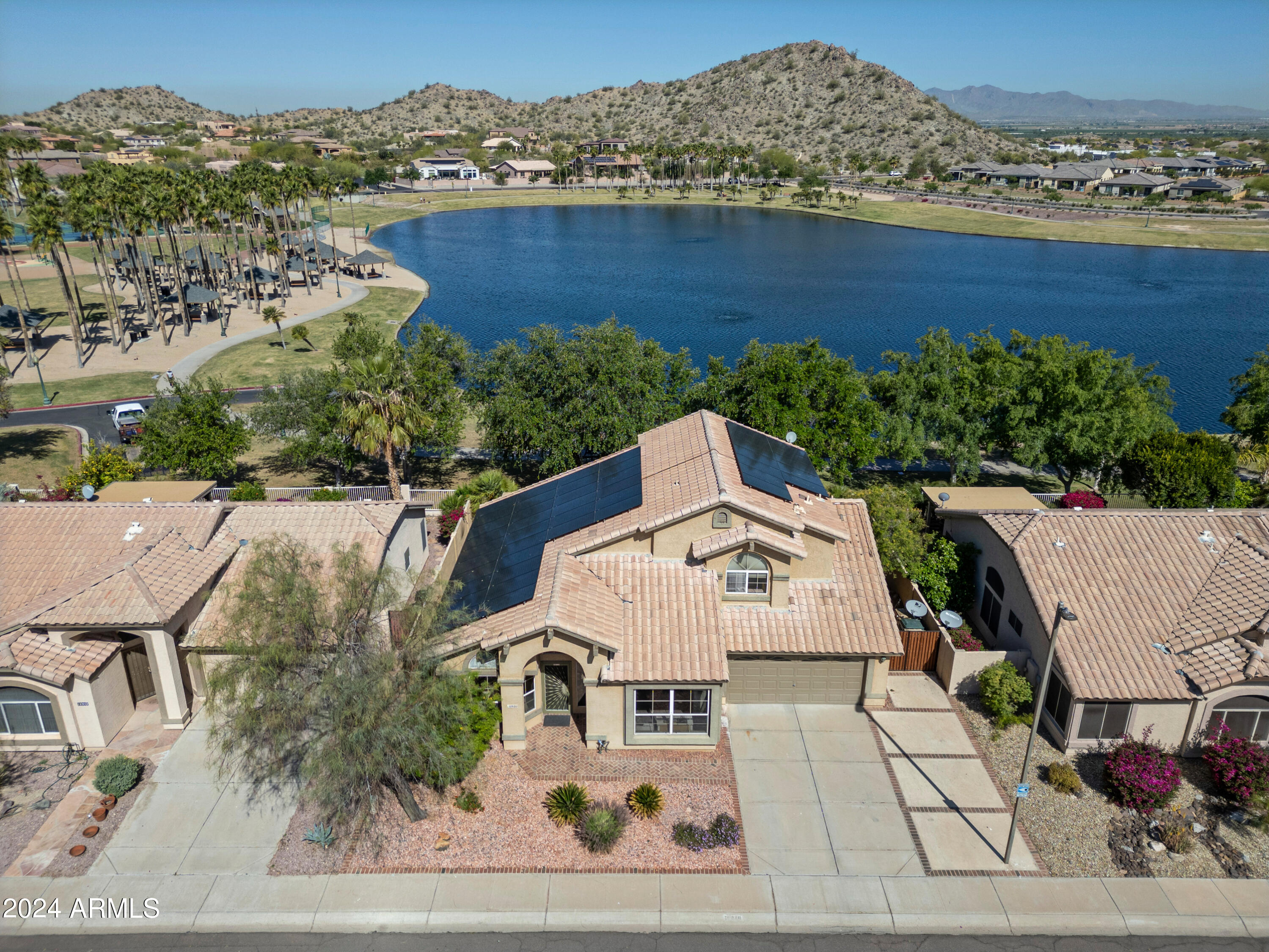 Photo 4 of 44 of 10980 CLEAR WATER -- house