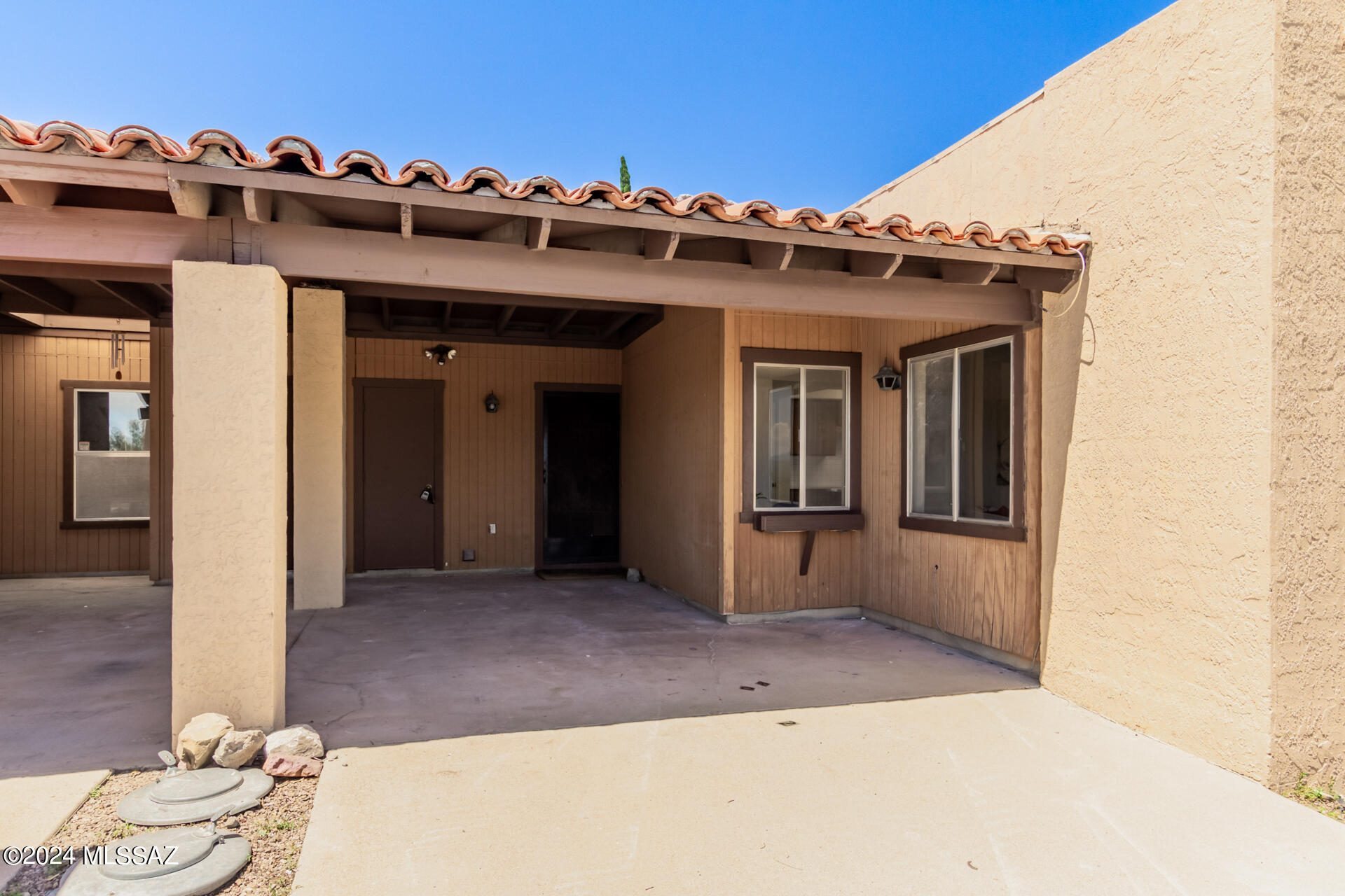 Photo 3 of 28 of 2840 S Calle Mancha townhome