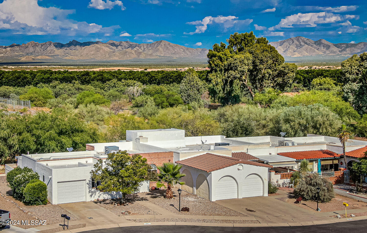 Photo 31 of 34 of 481 E Paseo Chuparosas townhome