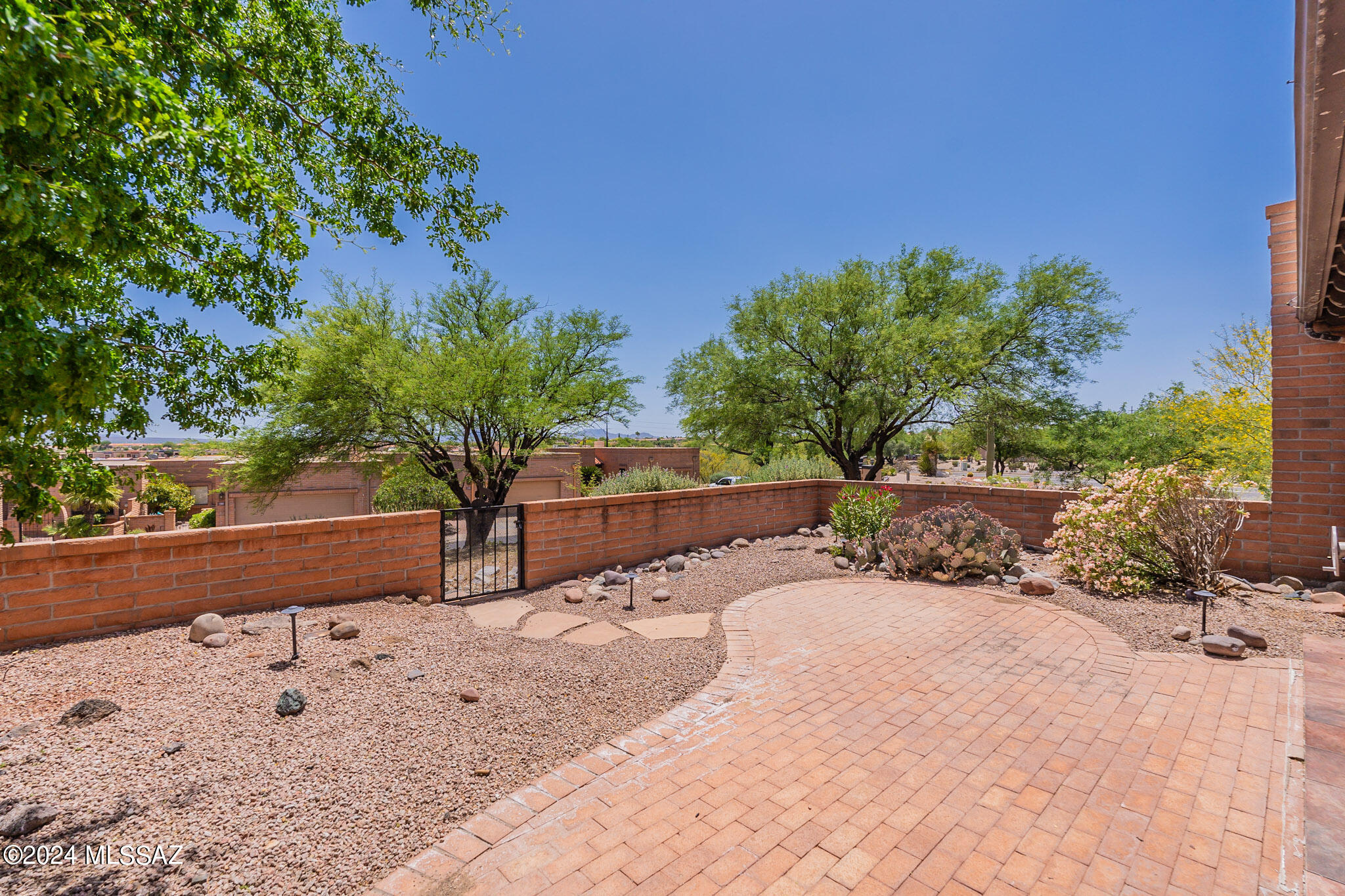 Photo 7 of 25 of 3548 S Corte De La Perla townhome