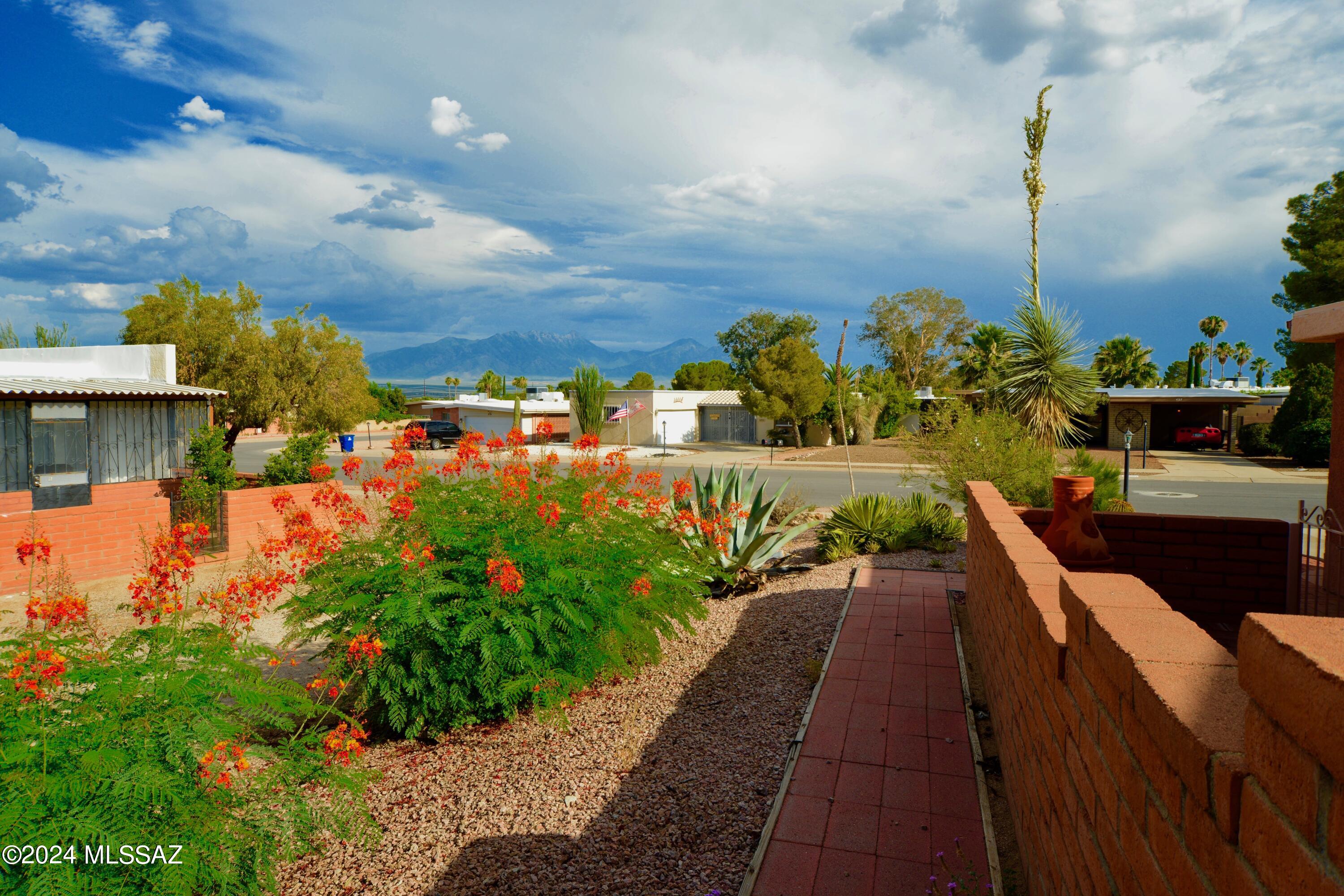 Photo 1 of 38 of 432 W San Ignacio townhome