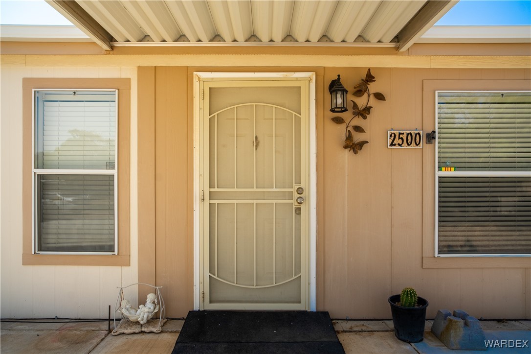 Photo 3 of 33 of 2500 E McVicar Avenue mobile home