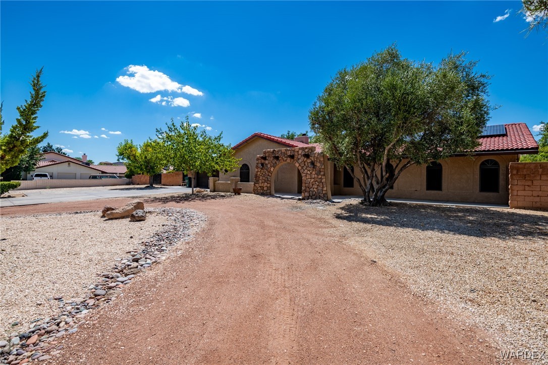 Photo 5 of 56 of 690 Shadow Mountain Drive house