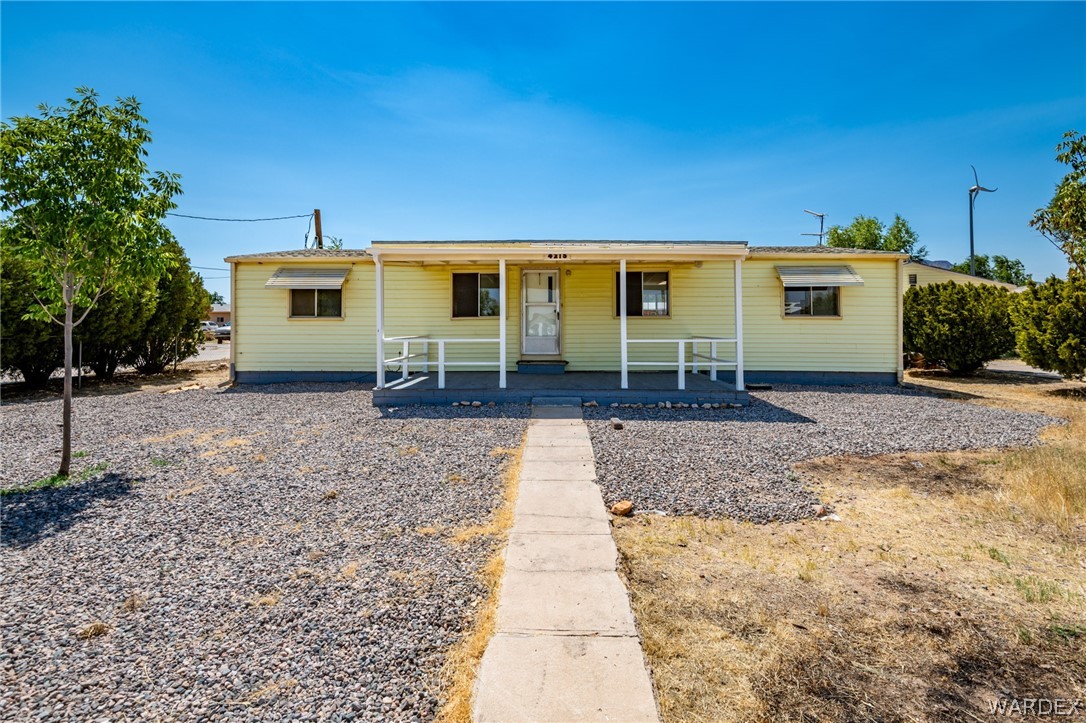 Photo 1 of 31 of 4215 N Roosevelt Street mobile home