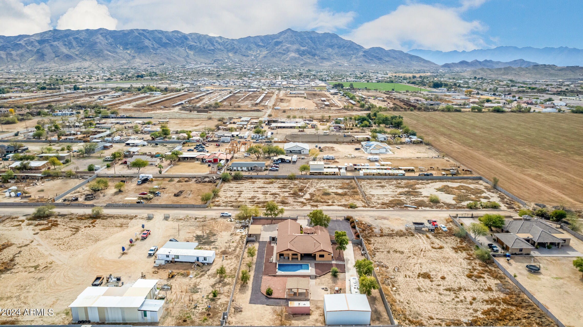 Photo 86 of 101 of 3012 W SOUTH MOUNTAIN Road house