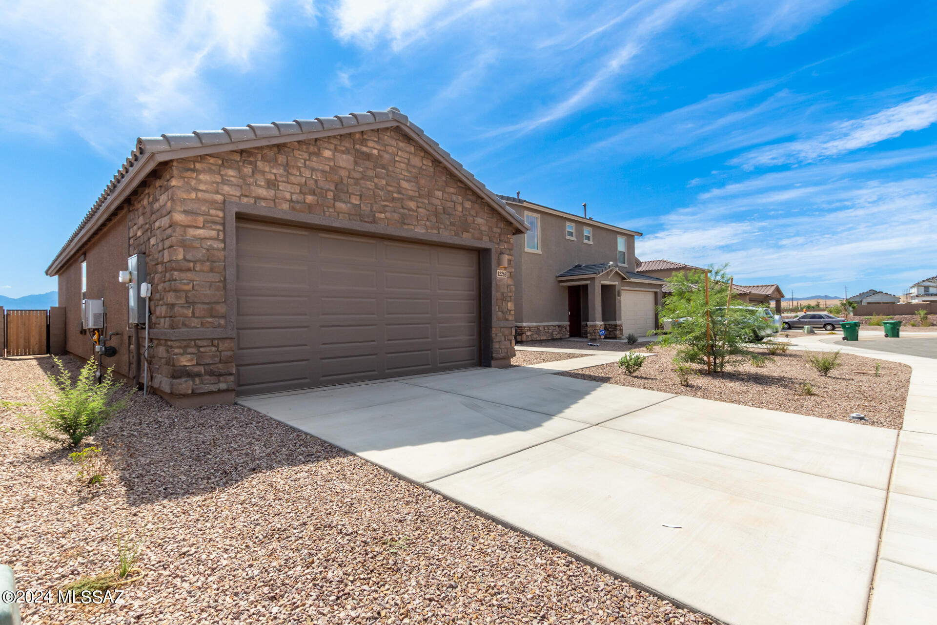 Photo 5 of 28 of 12262 N Collamer Drive house