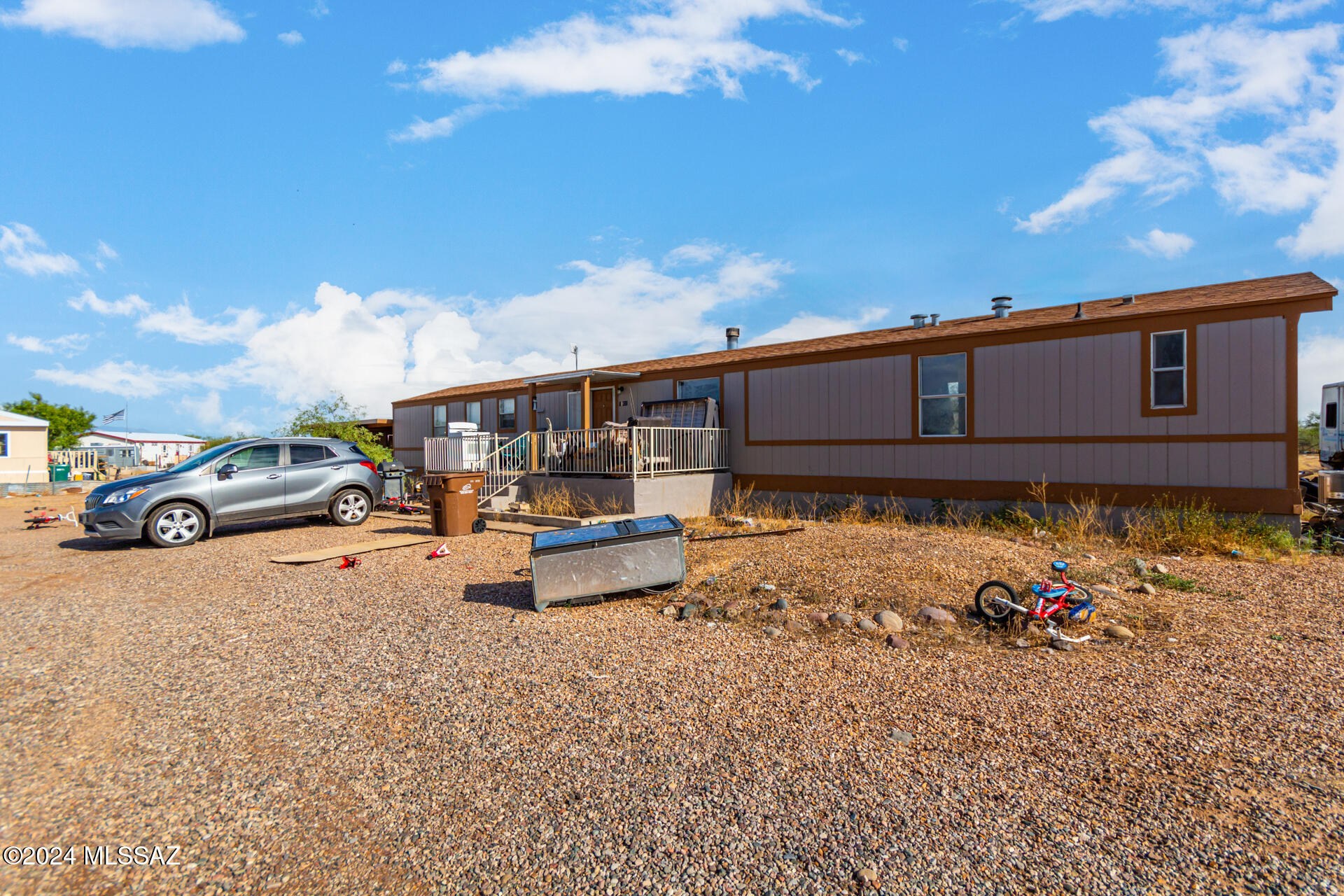 Photo 5 of 6 of 17455 W Oatman Road mobile home