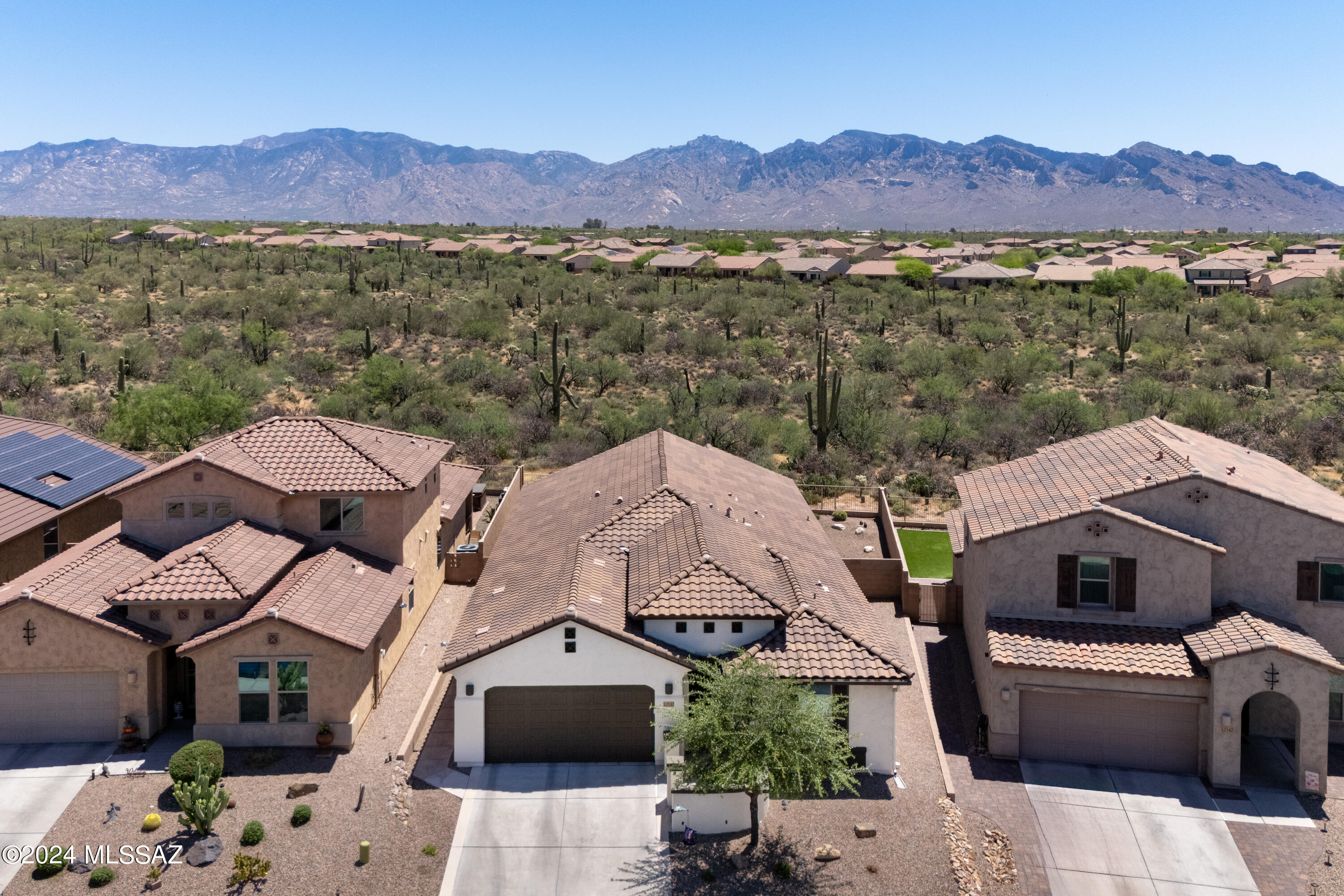 Photo 1 of 50 of 12552 N Summer Wind Drive house