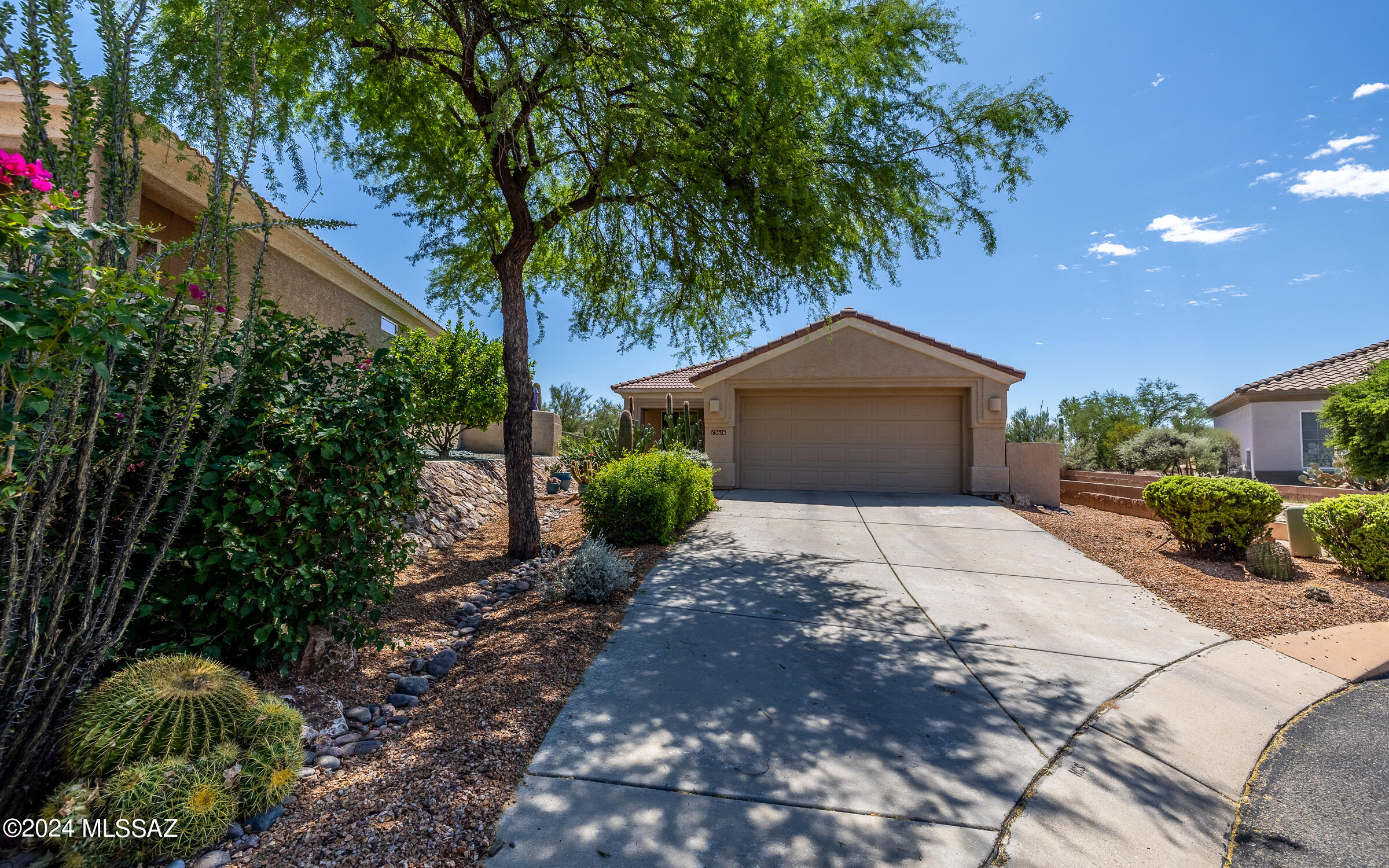 Photo 2 of 44 of 13616 N Gold Cholla Place house