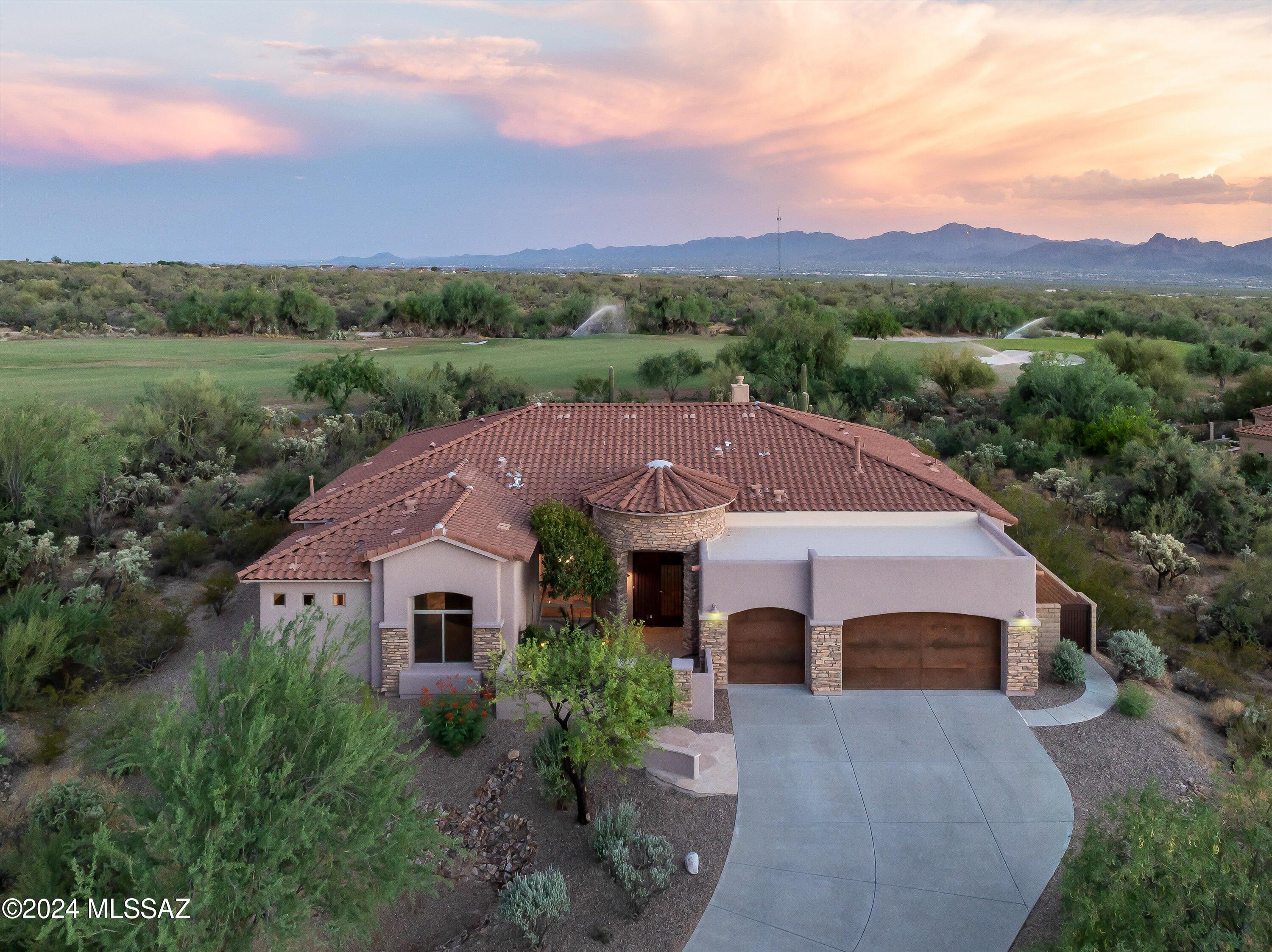 Photo 1 of 47 of 13951 N Sonoran Links Court house