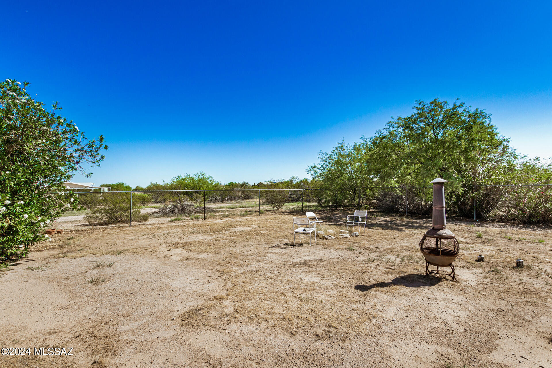 Photo 9 of 11 of 5473 N Blacktail Road mobile home