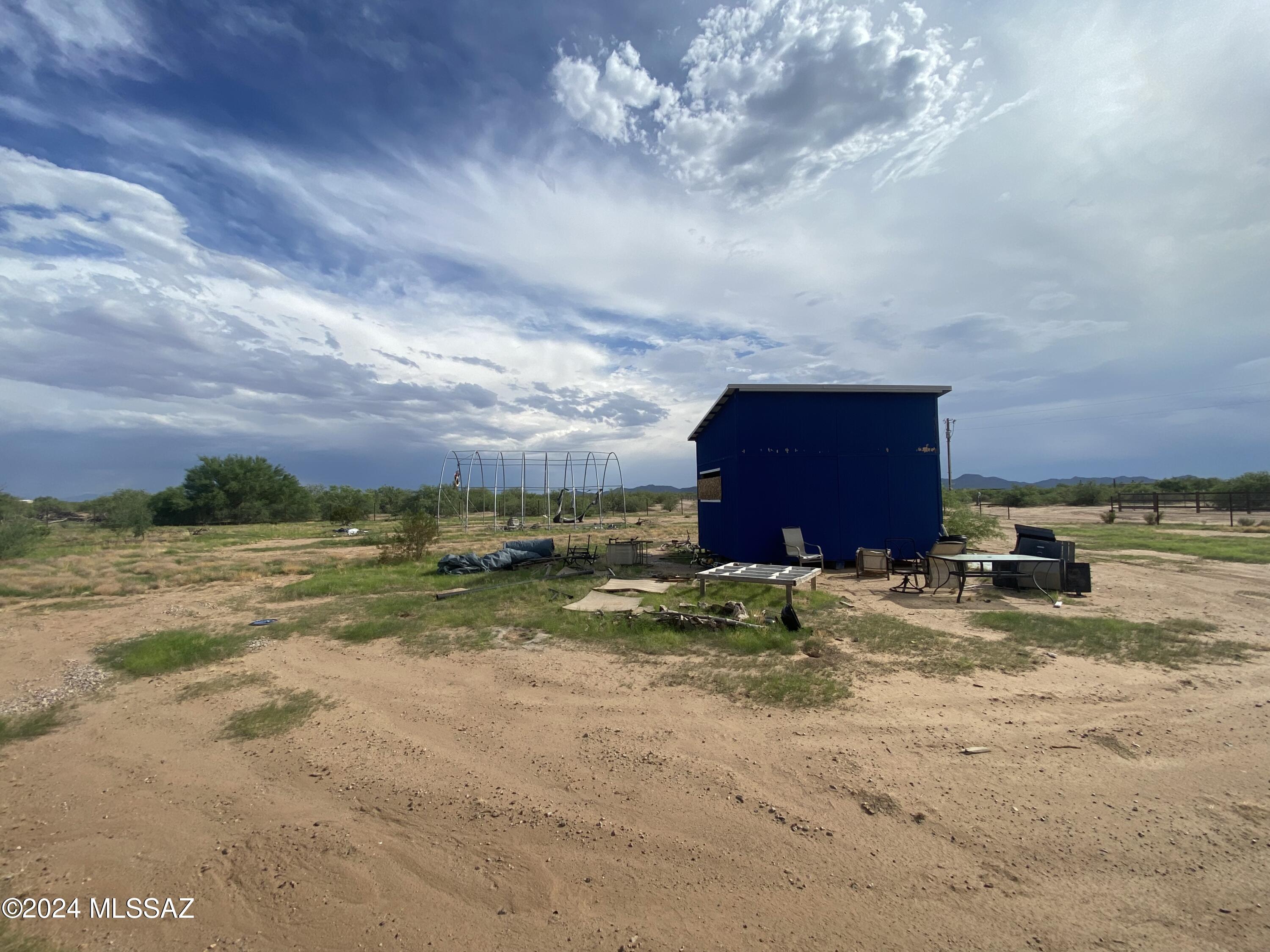 Photo 2 of 7 of 4726 N Parrot Lane mobile home