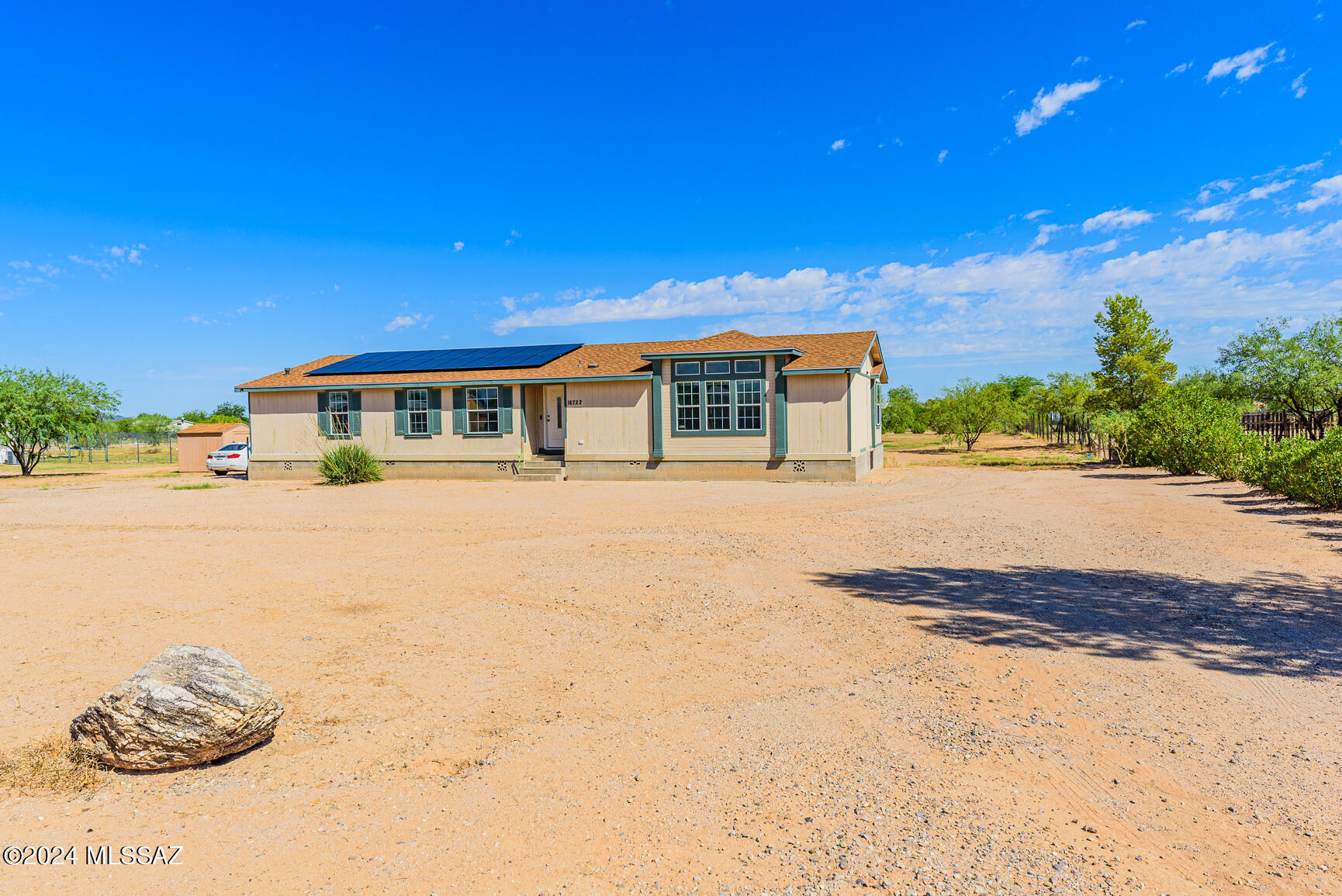 Photo 5 of 42 of 16722 W Spur Bell Lane mobile home