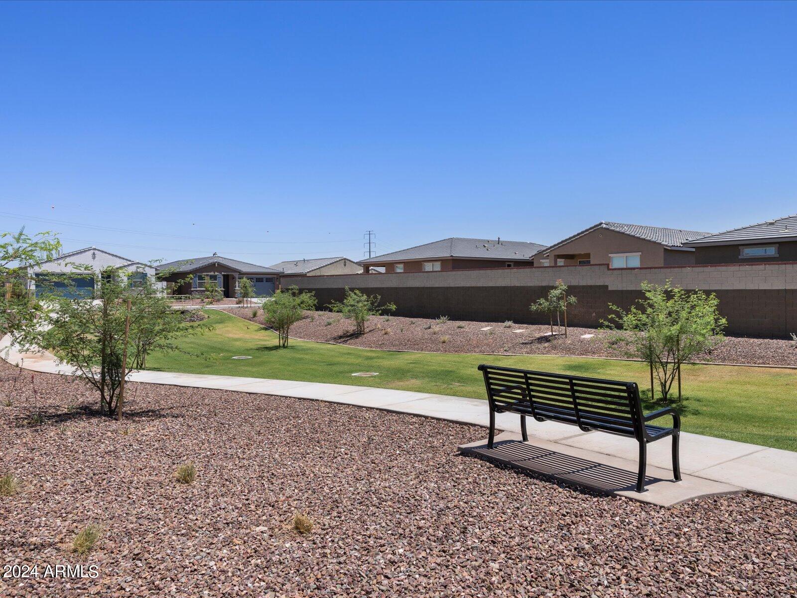 Photo 5 of 13 of 41780 W SONORAN Trail house