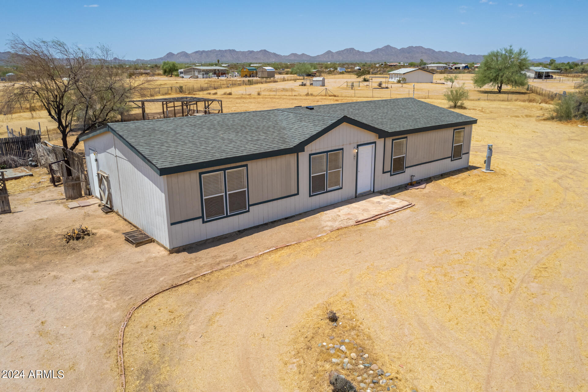 Photo 34 of 48 of 1690 N MAGGIE Way mobile home