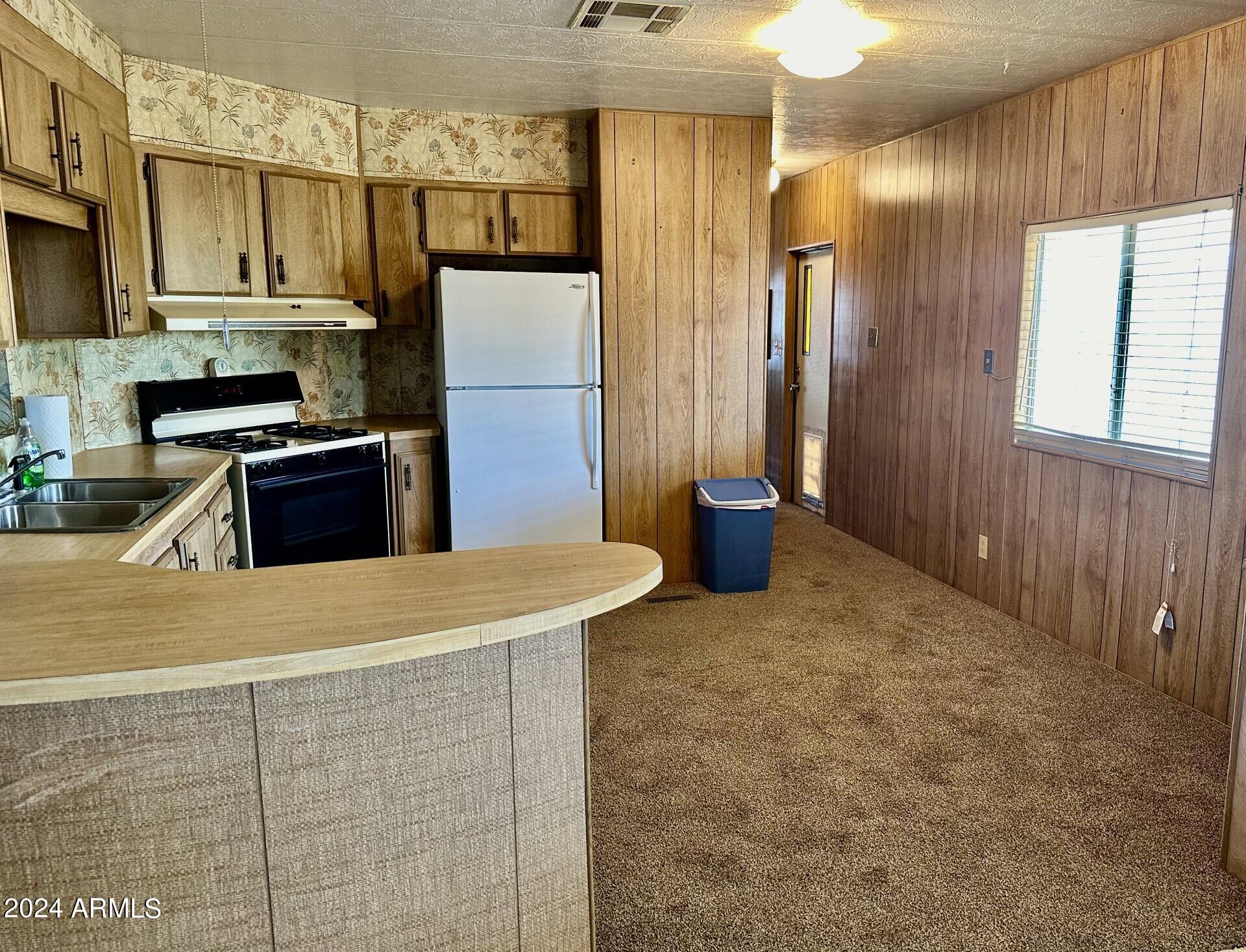 Photo 11 of 24 of 8730 E DOLEGA Avenue mobile home