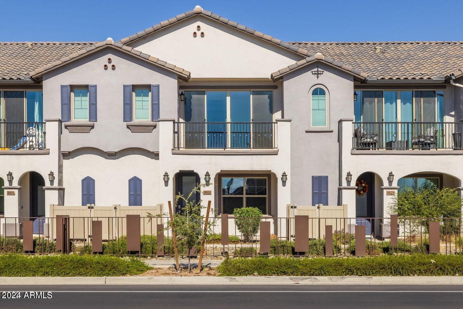 Photo 1 of 1 of 9918 E WAVELENGTH Avenue townhome