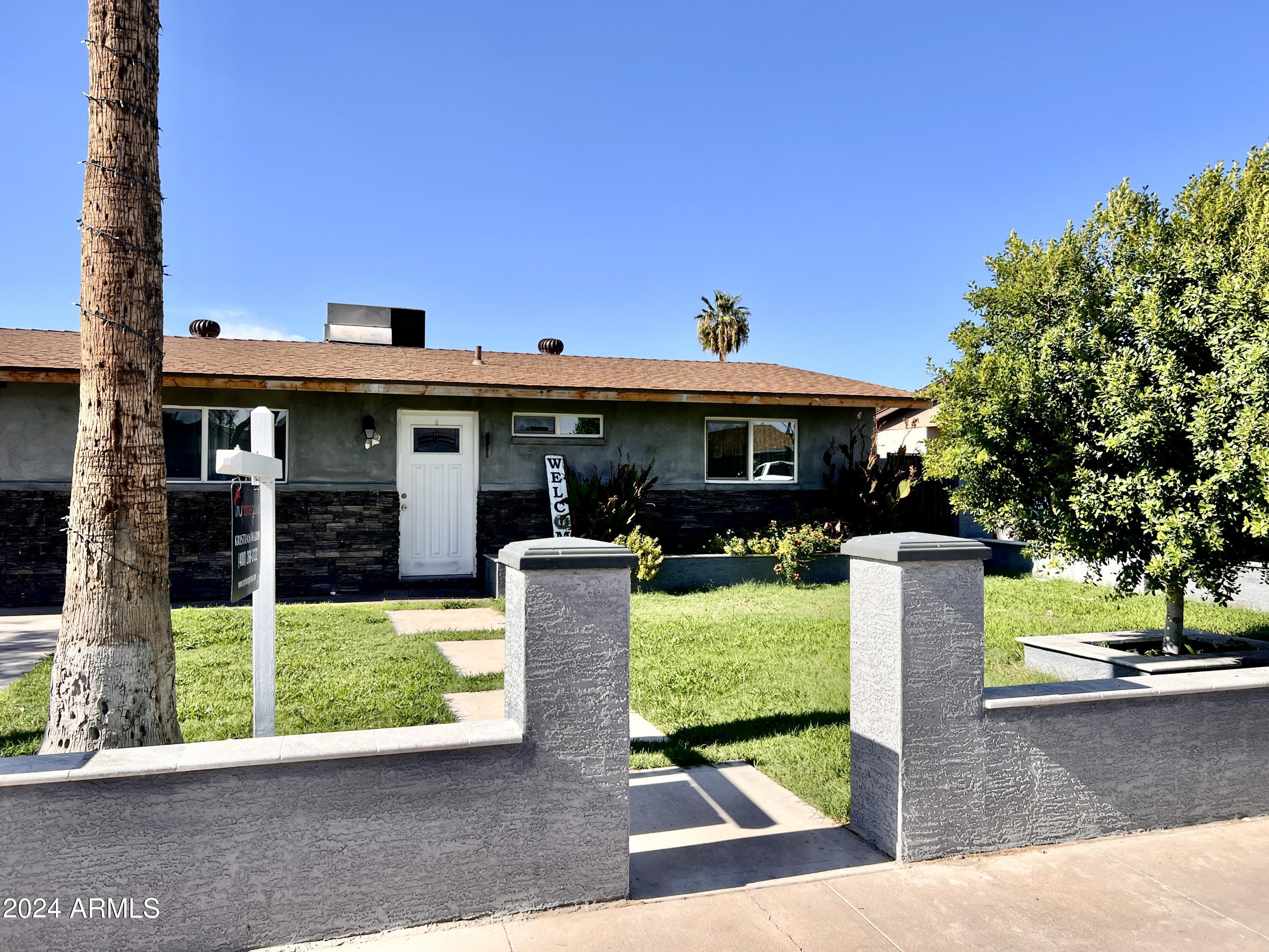 Photo 1 of 18 of 612 W EDGEWOOD Avenue house