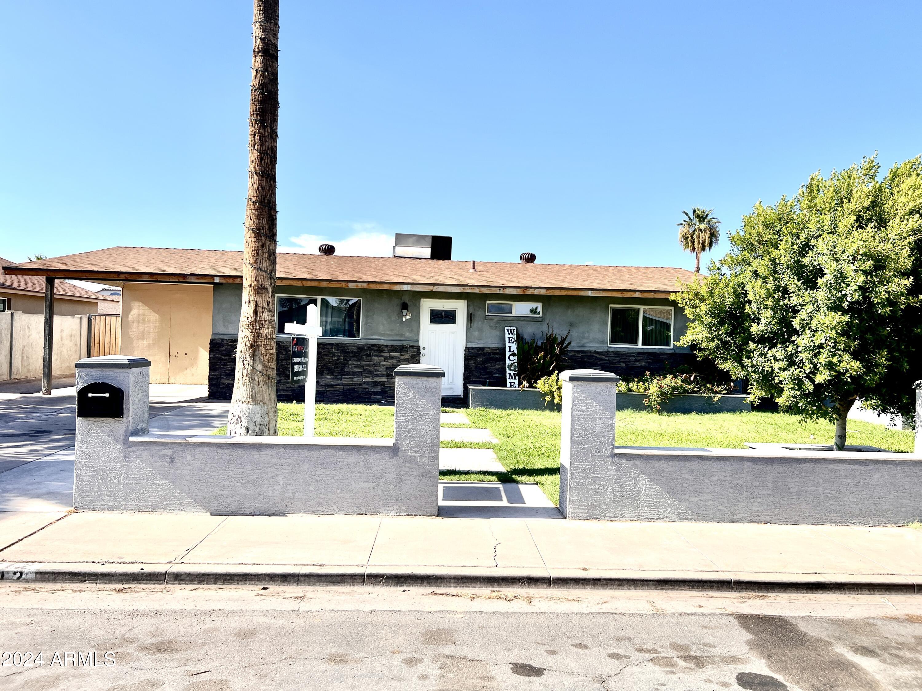 Photo 4 of 18 of 612 W EDGEWOOD Avenue house