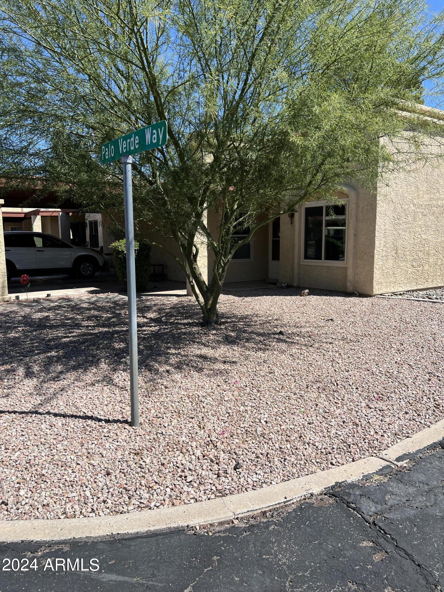 Photo 2 of 29 of 537 S PALO VERDE Way townhome